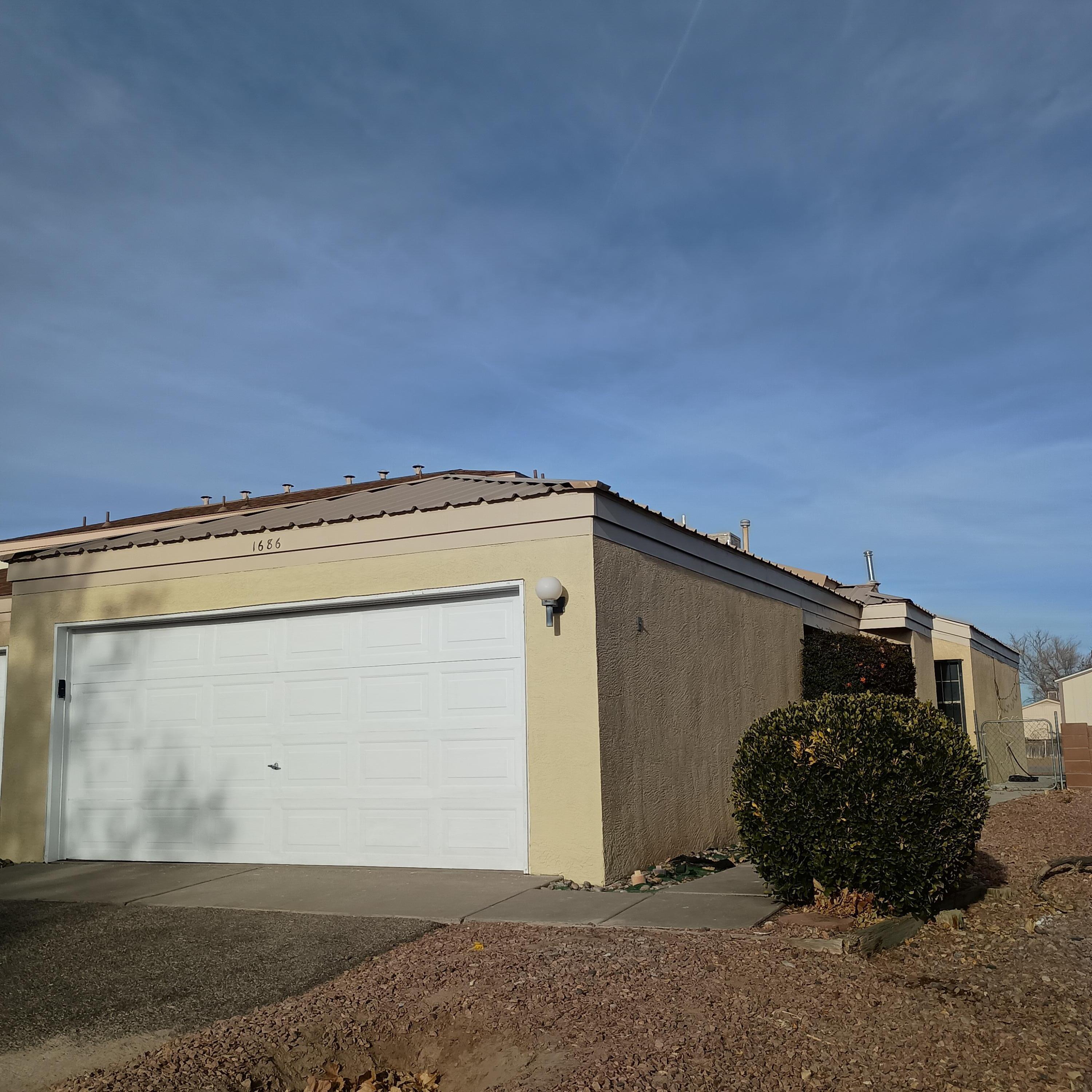 1686 PERMA Drive NE