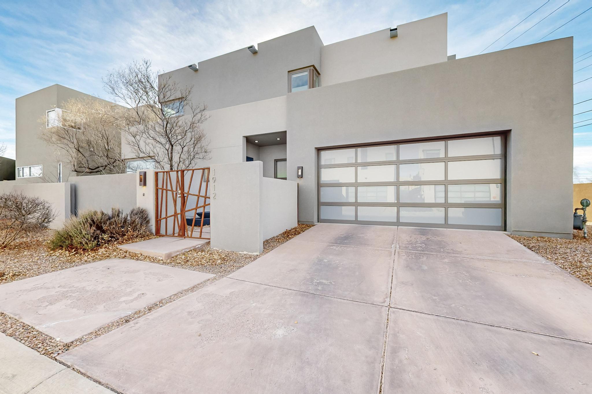 1912 RIO GRANDE Boulevard NW