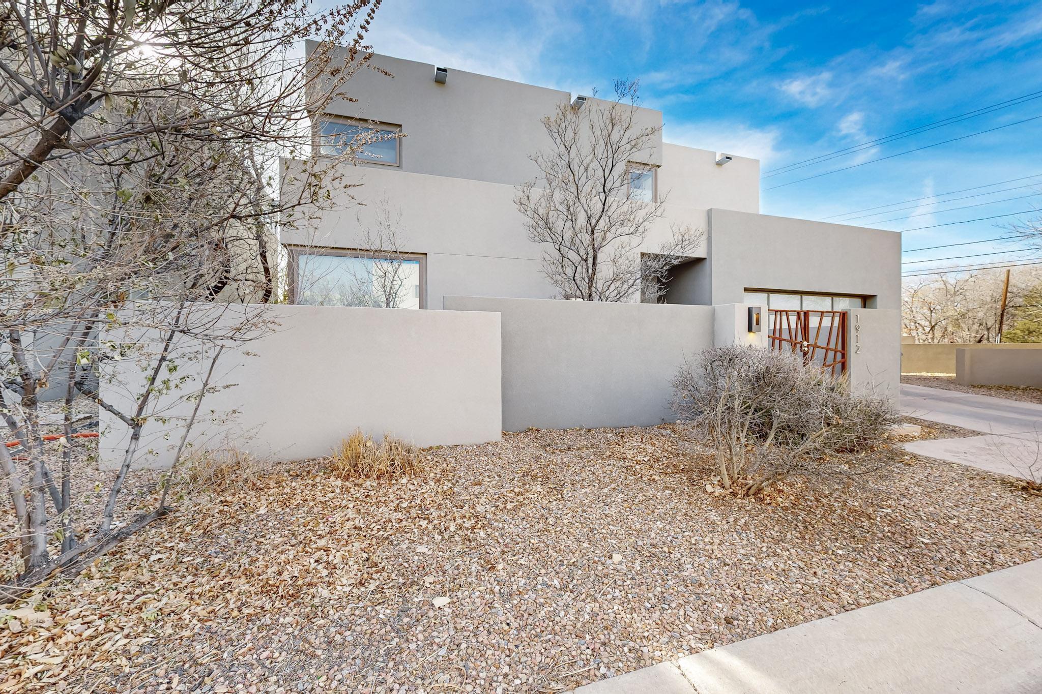 1912 RIO GRANDE Boulevard NW