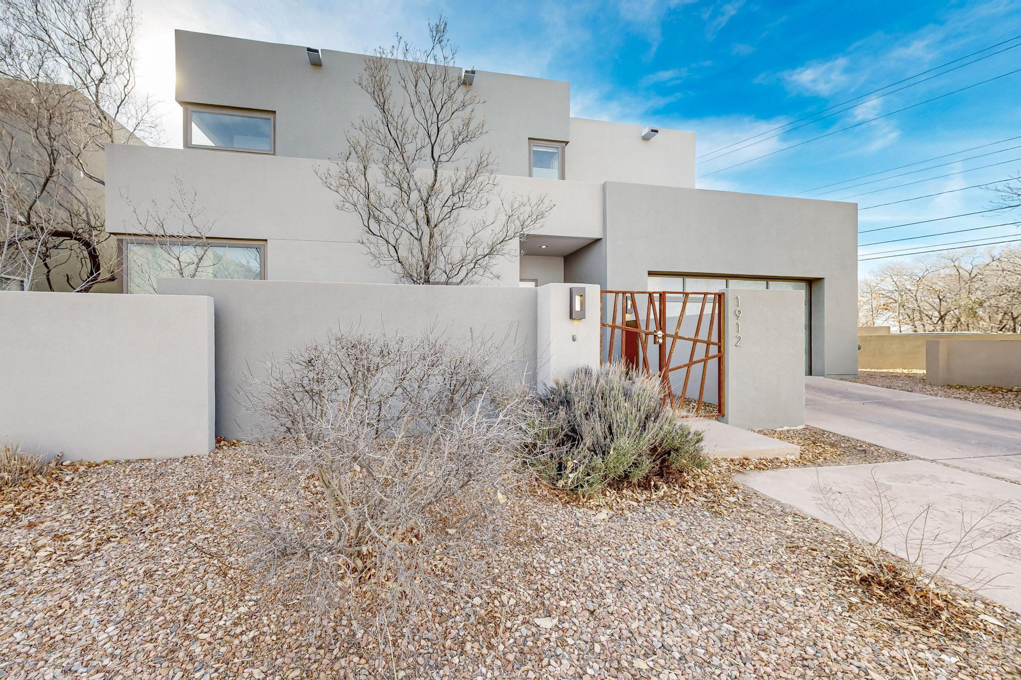1912 RIO GRANDE Boulevard NW