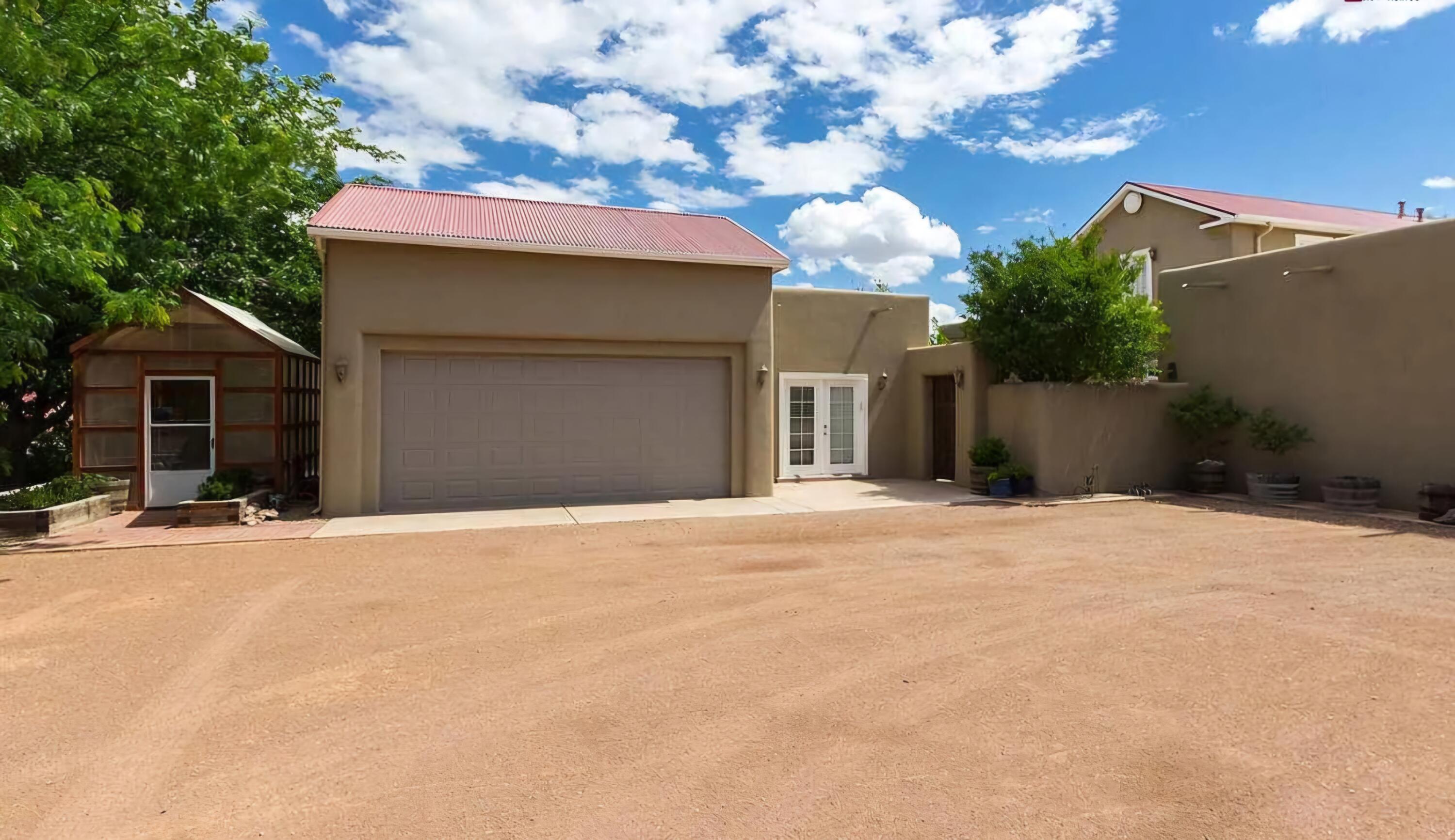 1885 Boutz Road