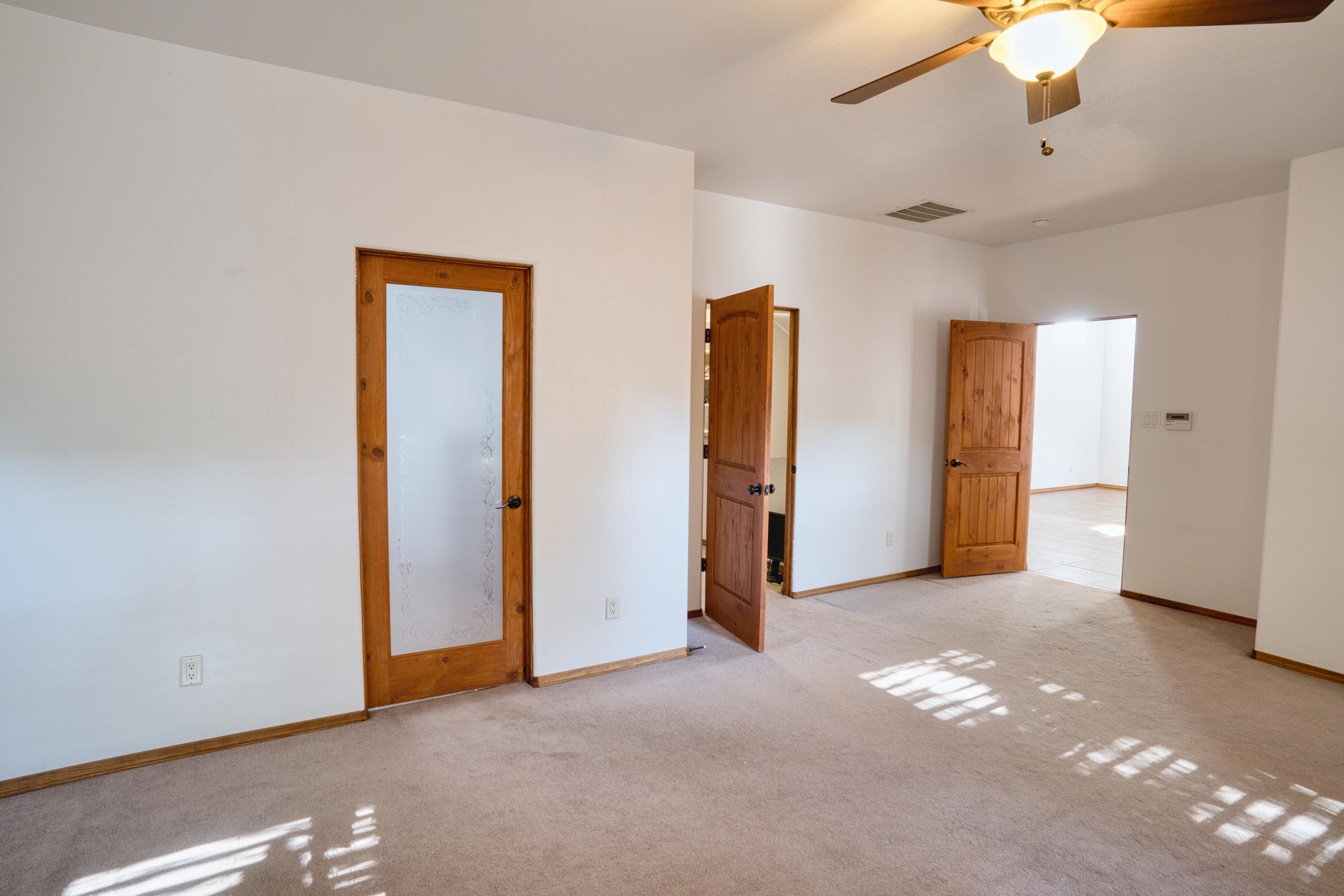 303 DENNIS Drive NE