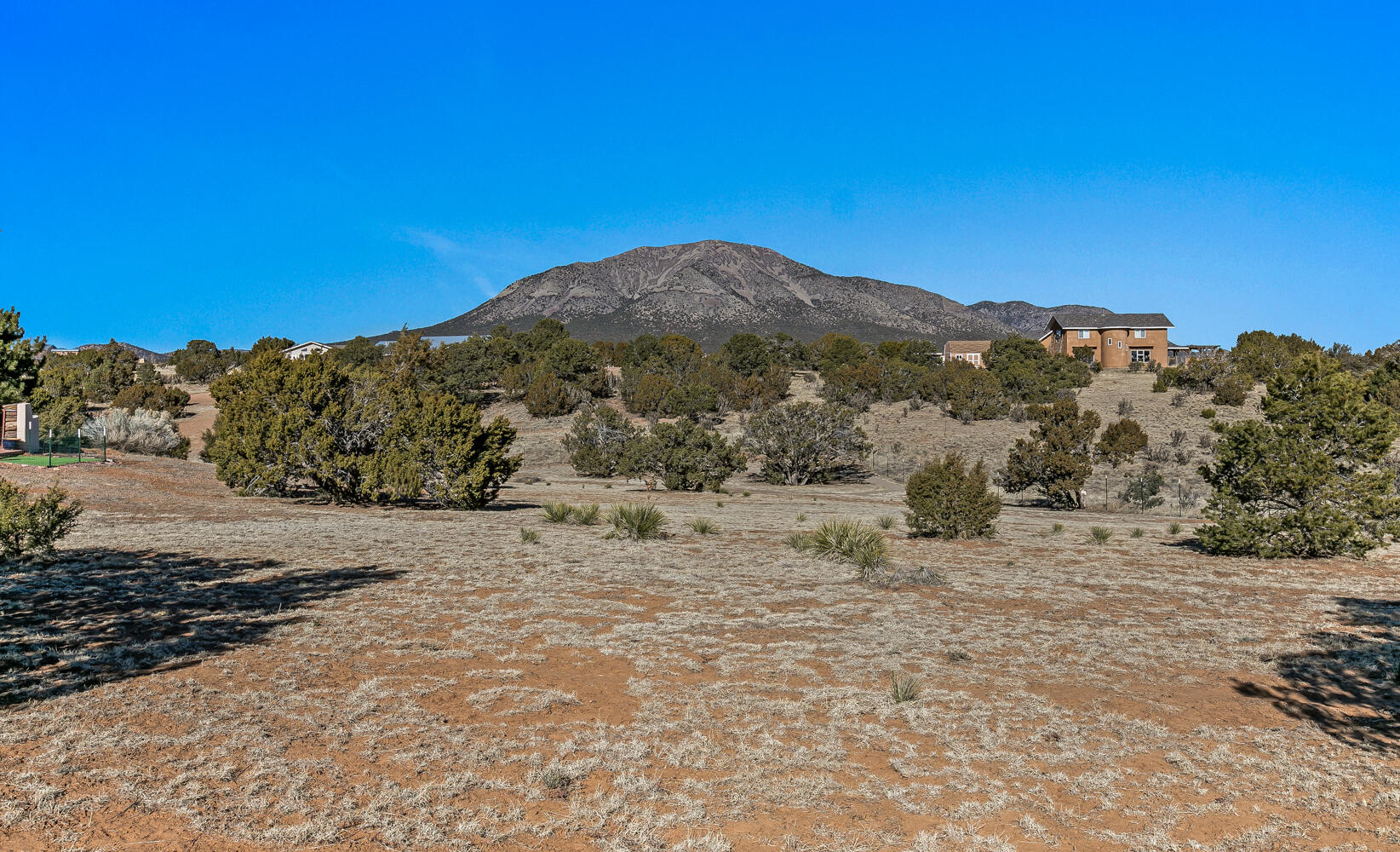 6 Kiowa Court
