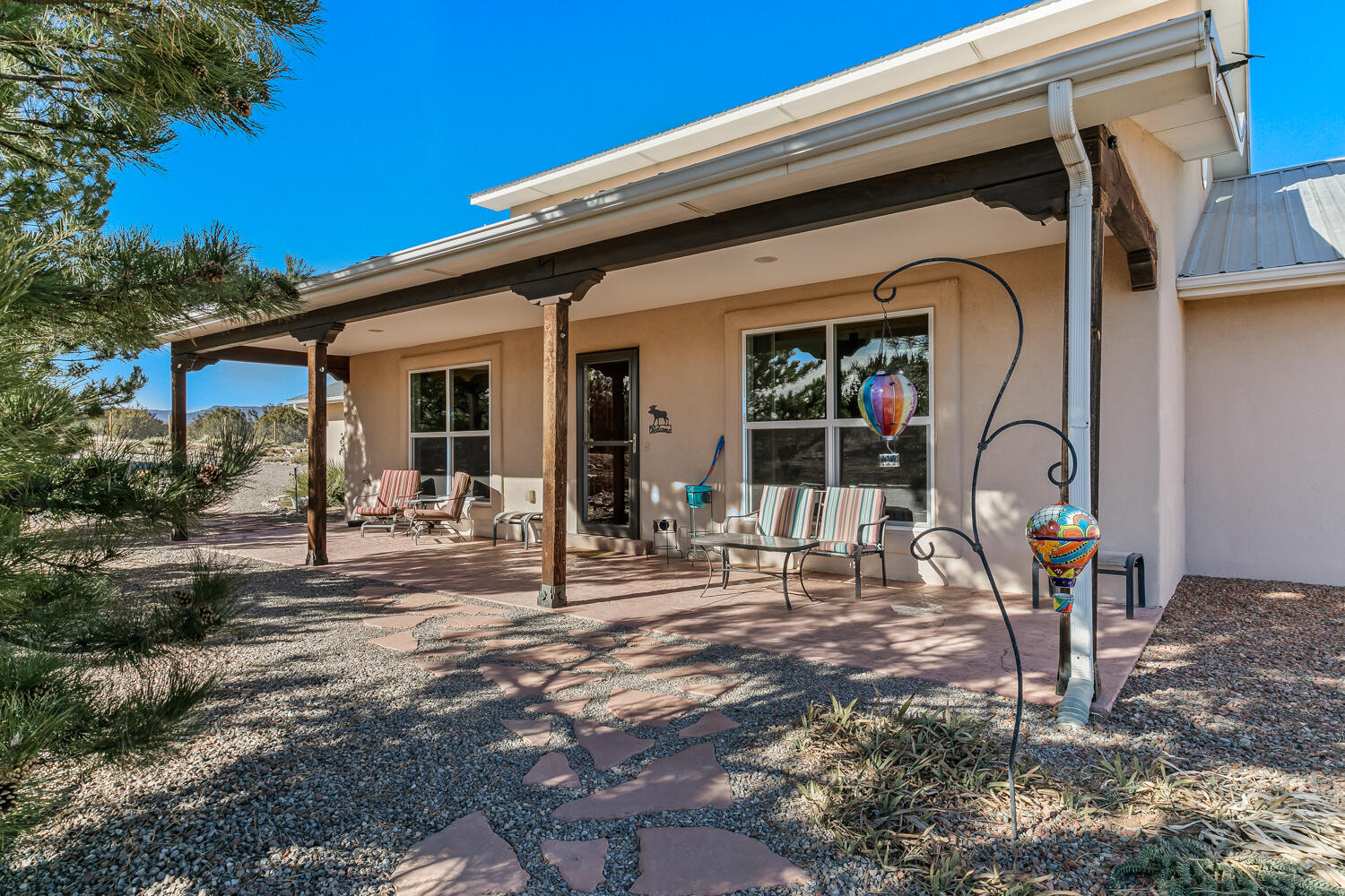 6 Kiowa Court