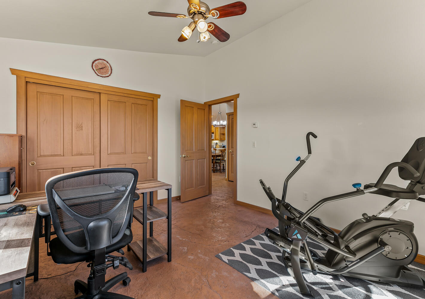 6 Kiowa Court