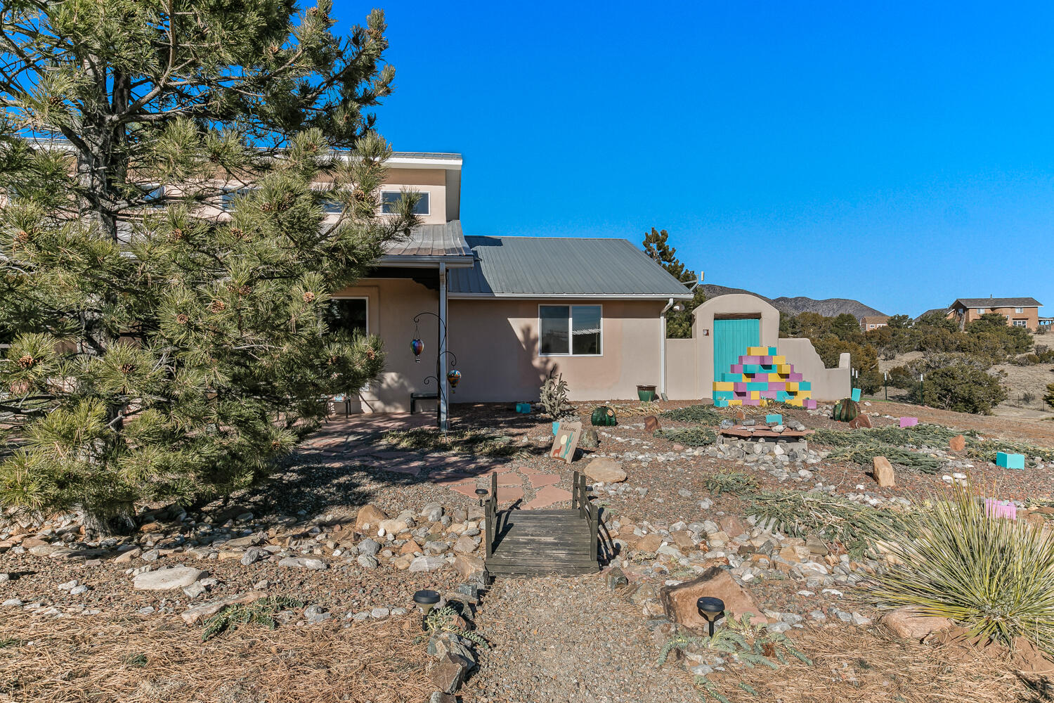 6 Kiowa Court
