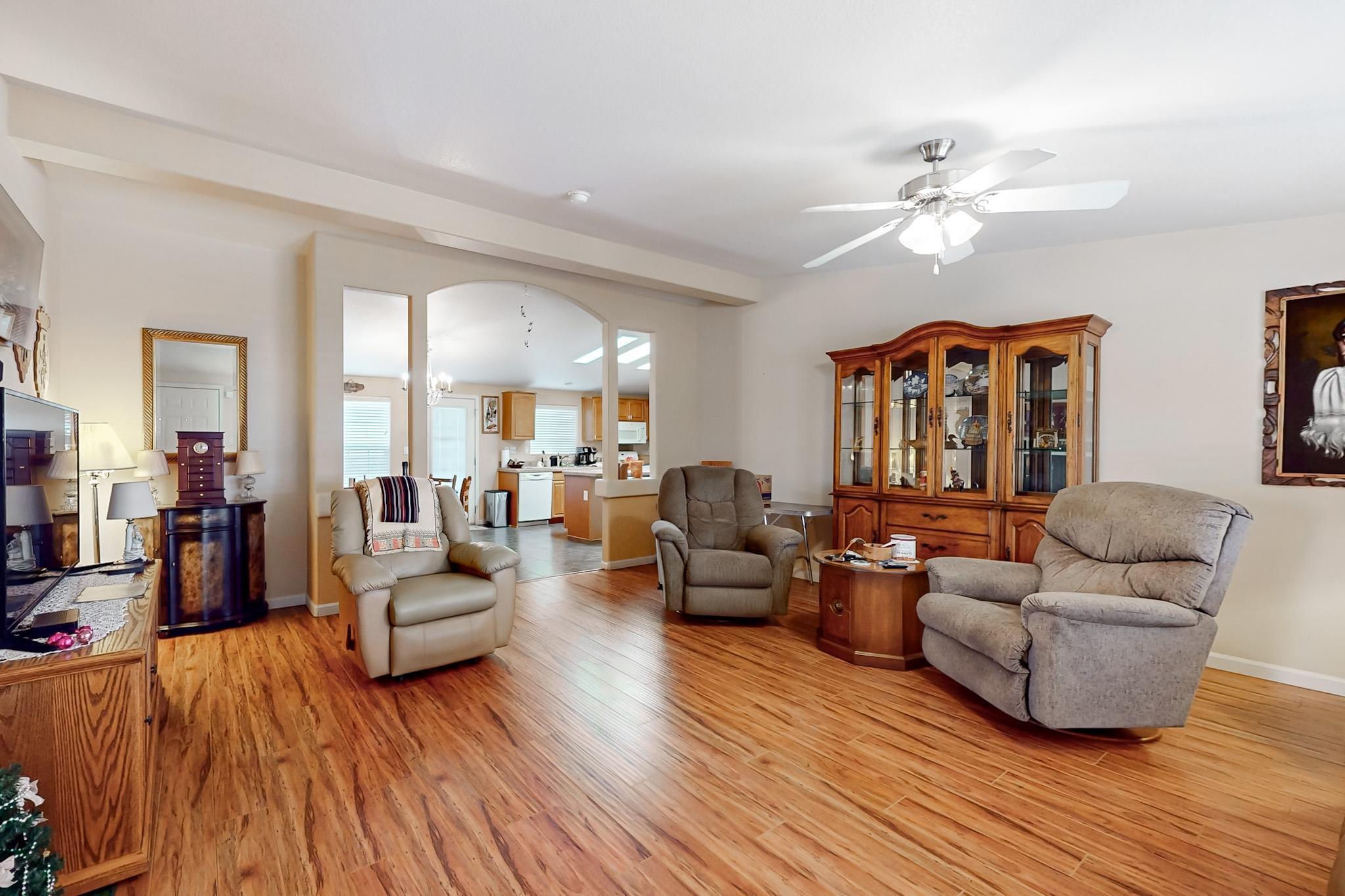 303 SUNRISE BLUFFS Drive