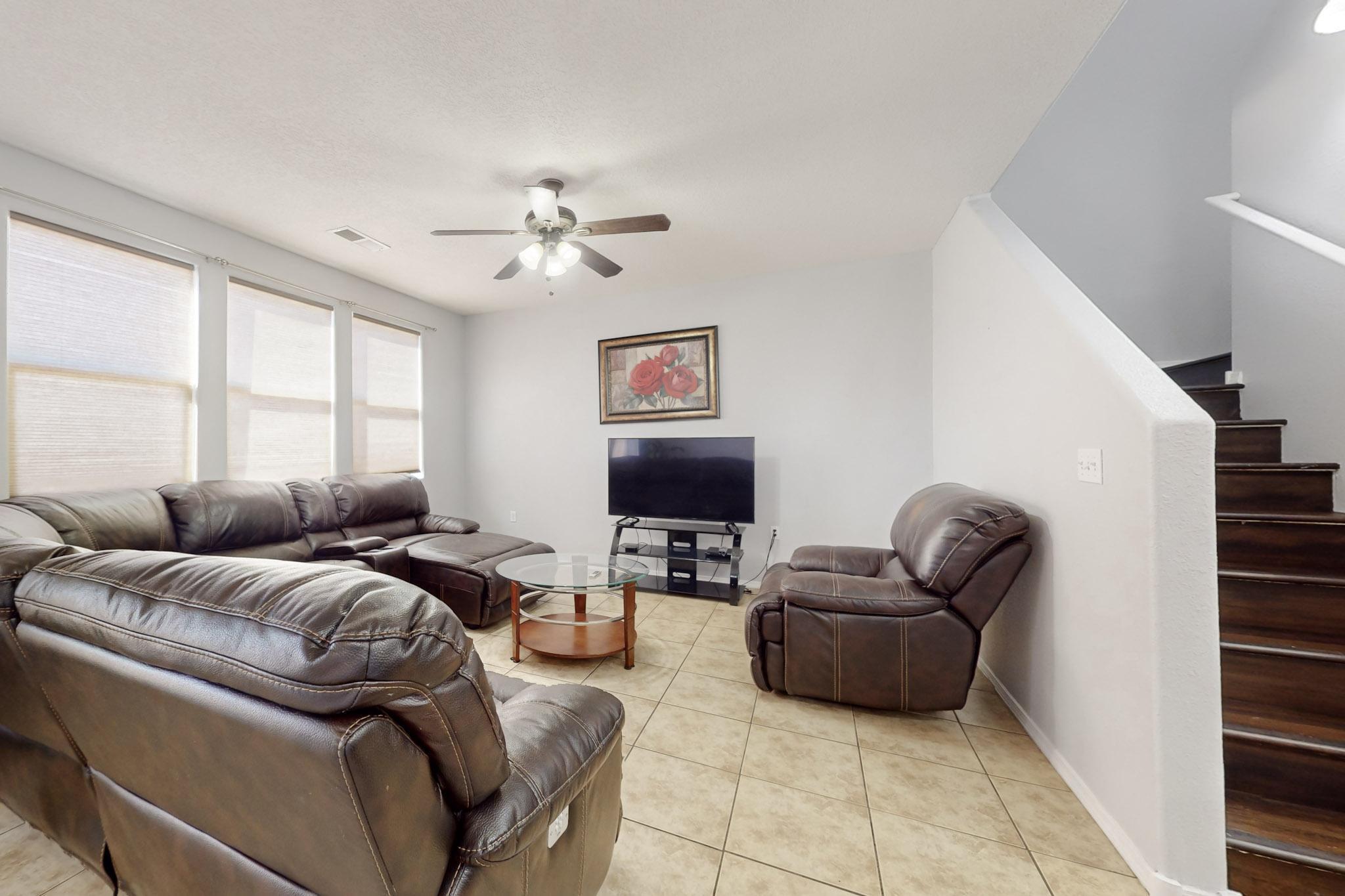 601 MENAUL Boulevard NE