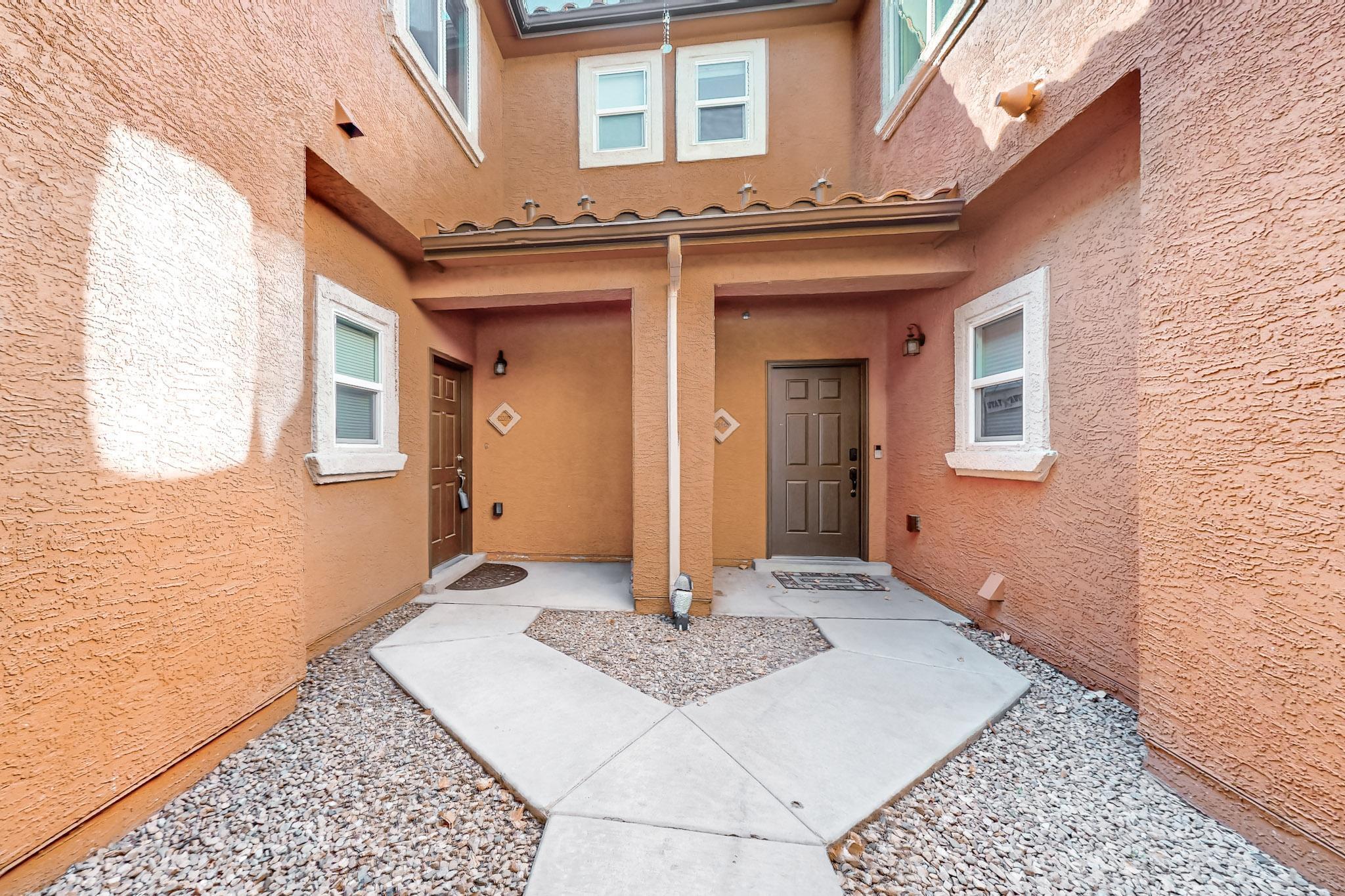 601 MENAUL Boulevard NE