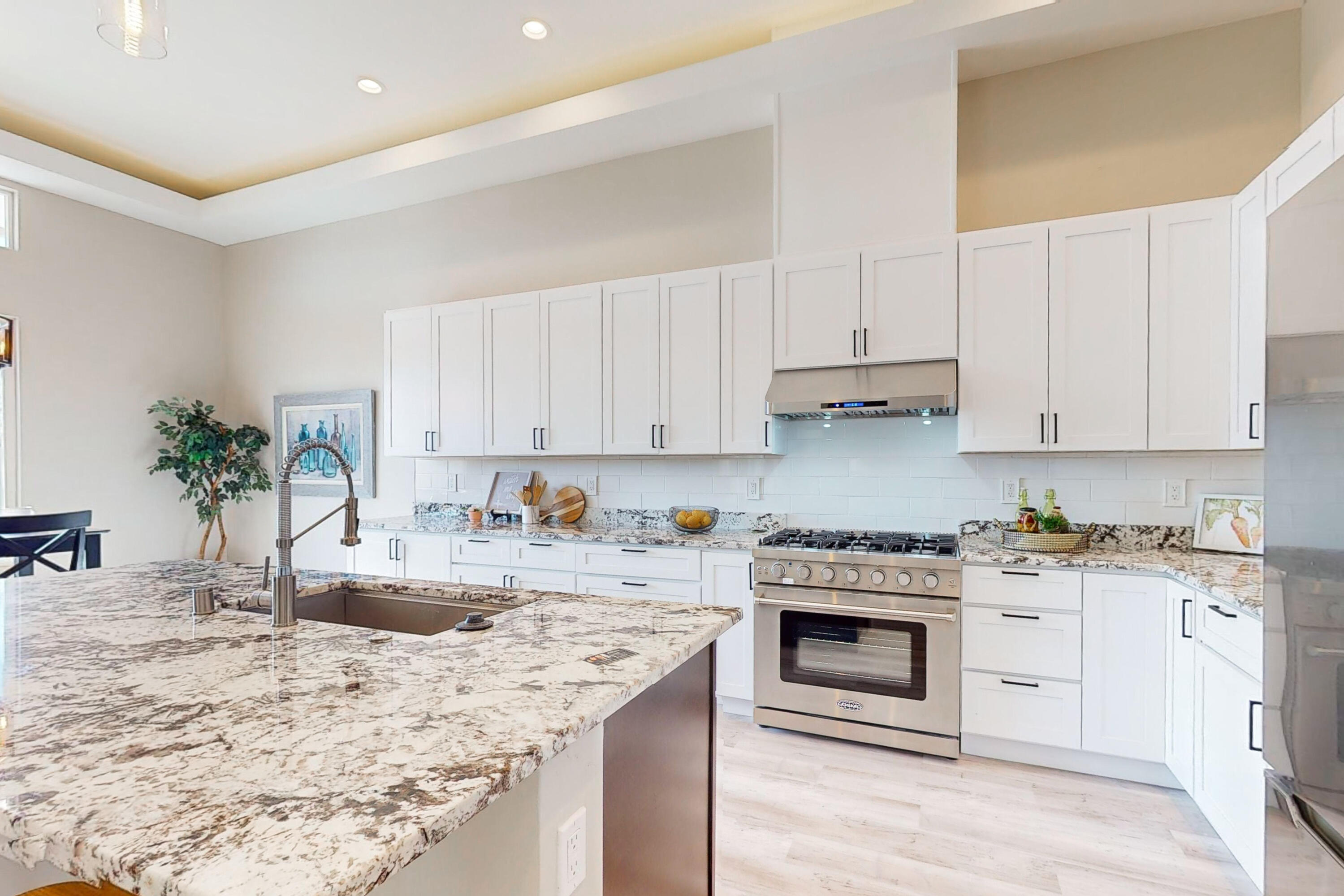 2768 DEL NORTE Drive SW