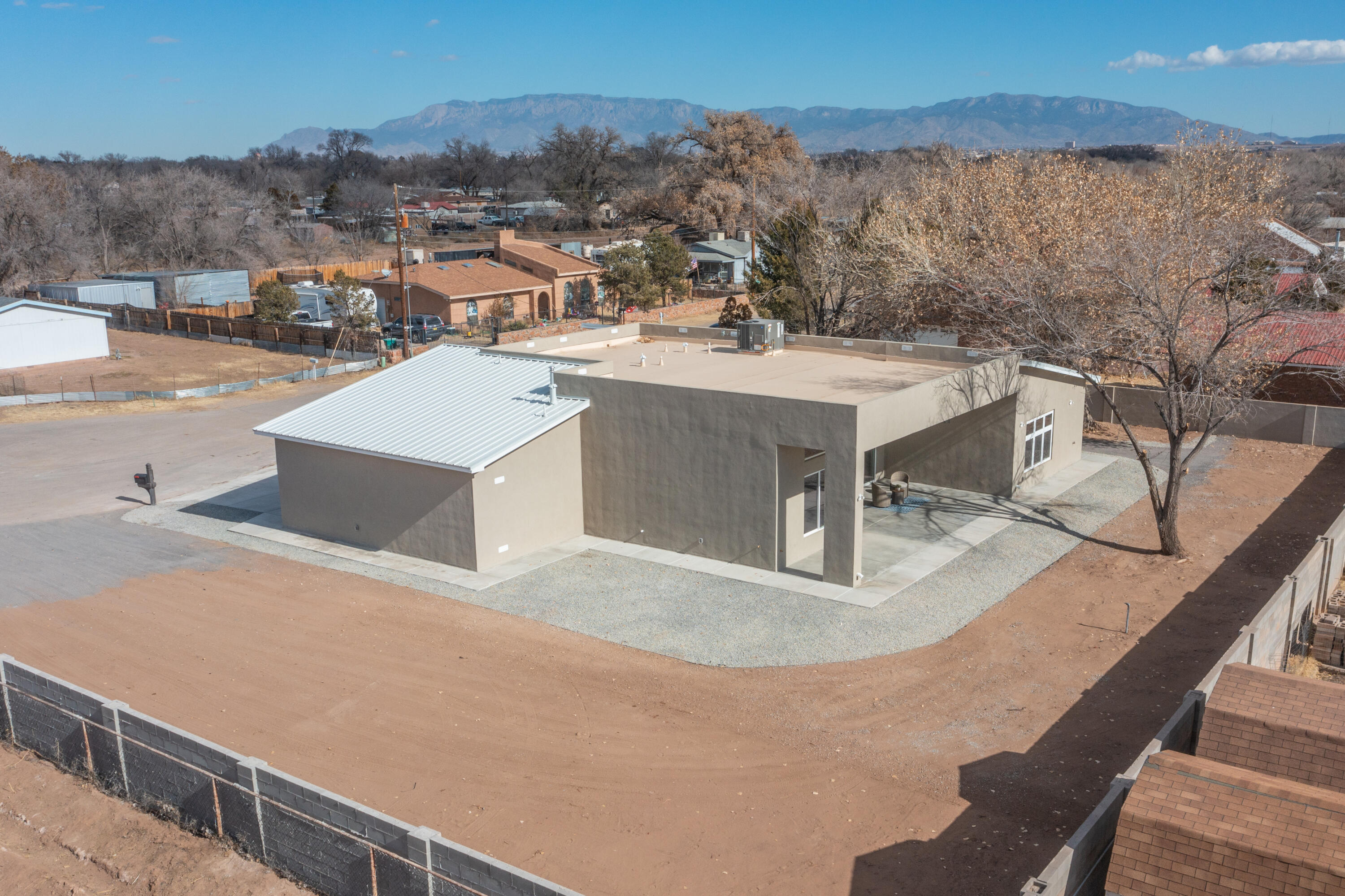 2768 DEL NORTE Drive SW