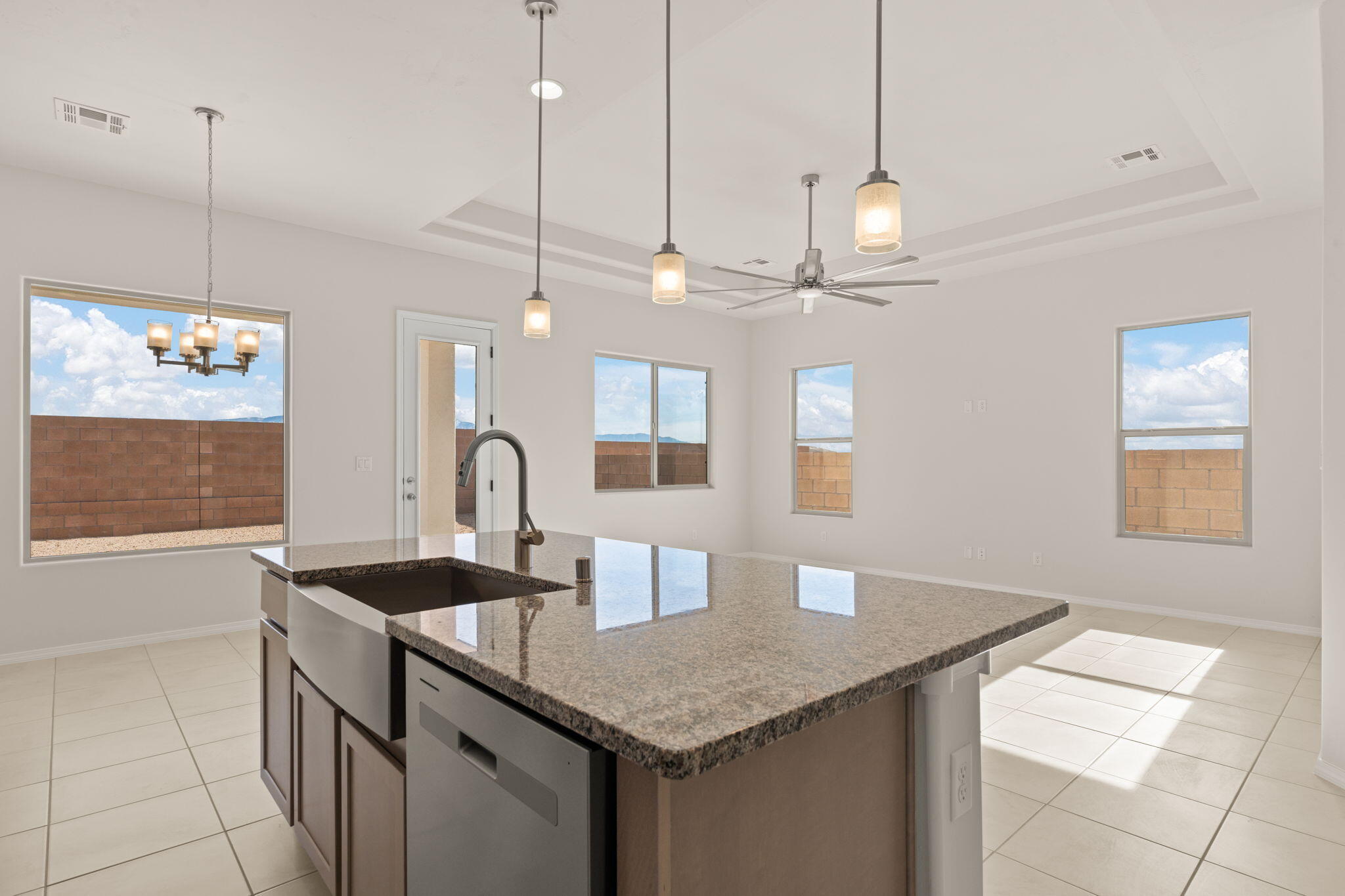 1665 Tierra Del Norte Loop