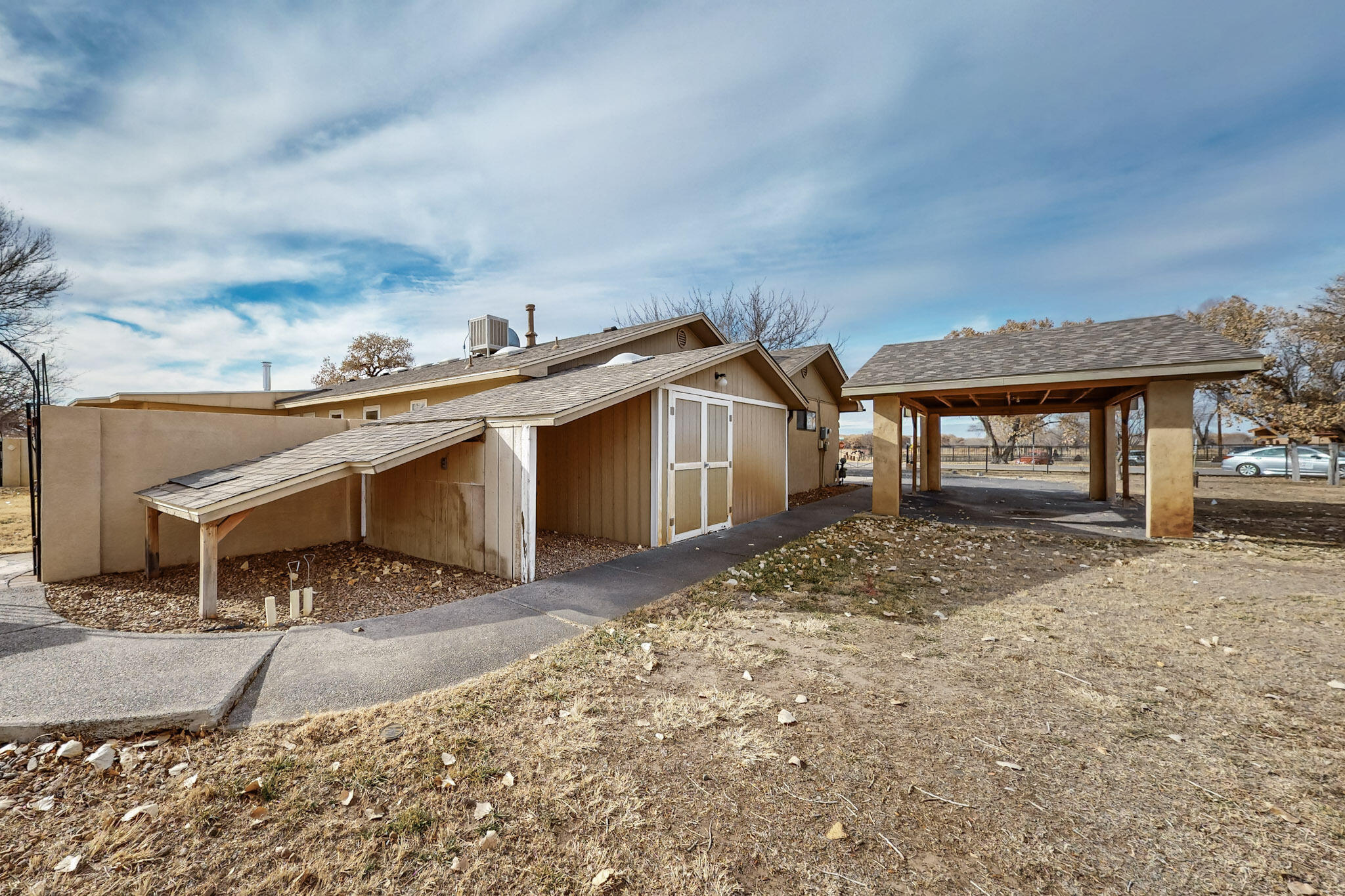 1075 MCNEW Lane