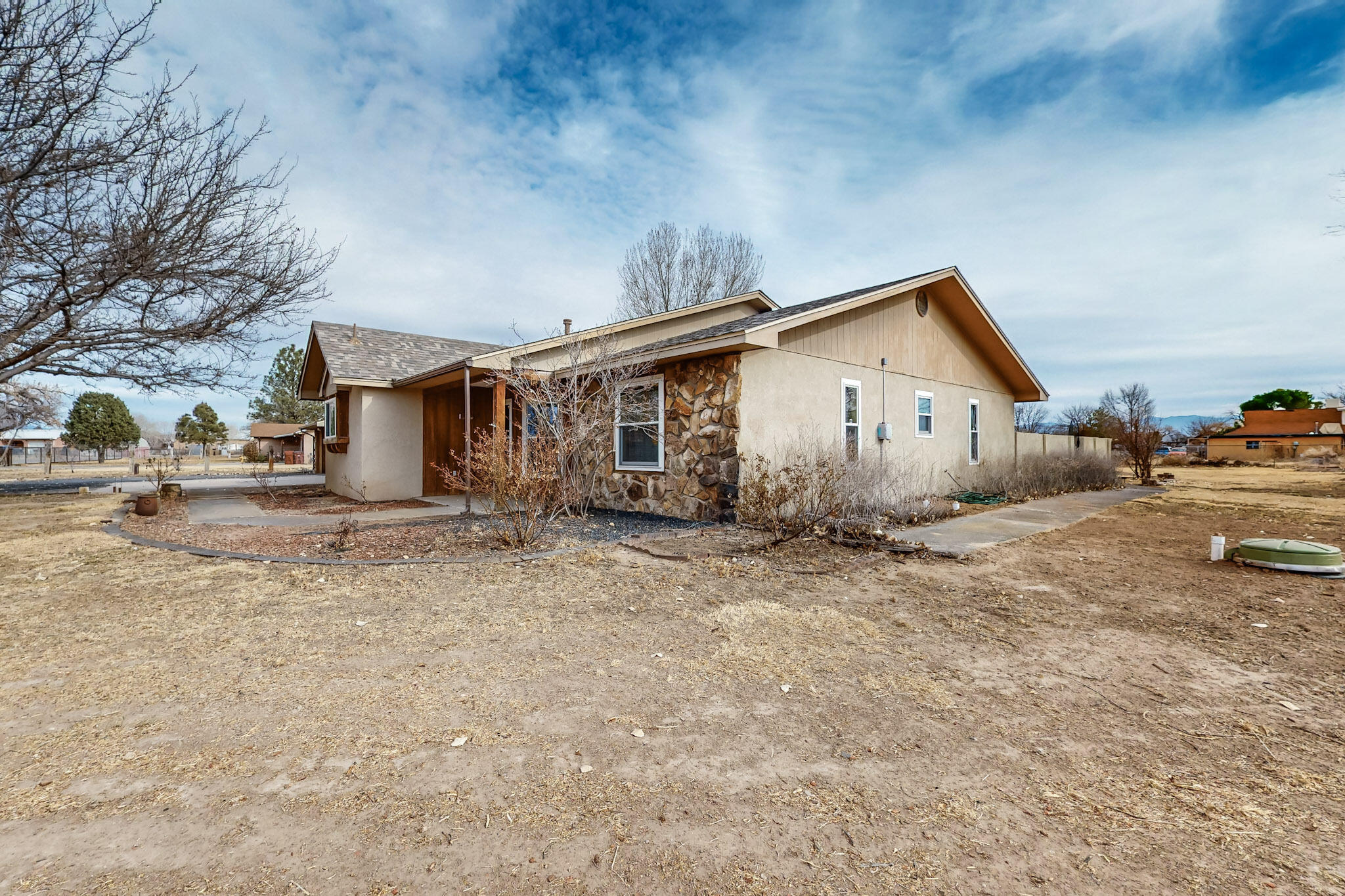 1075 MCNEW Lane