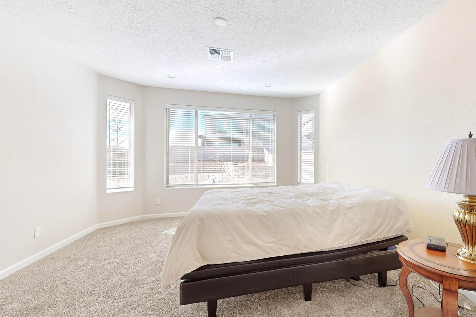 11800 N Star Trail NW