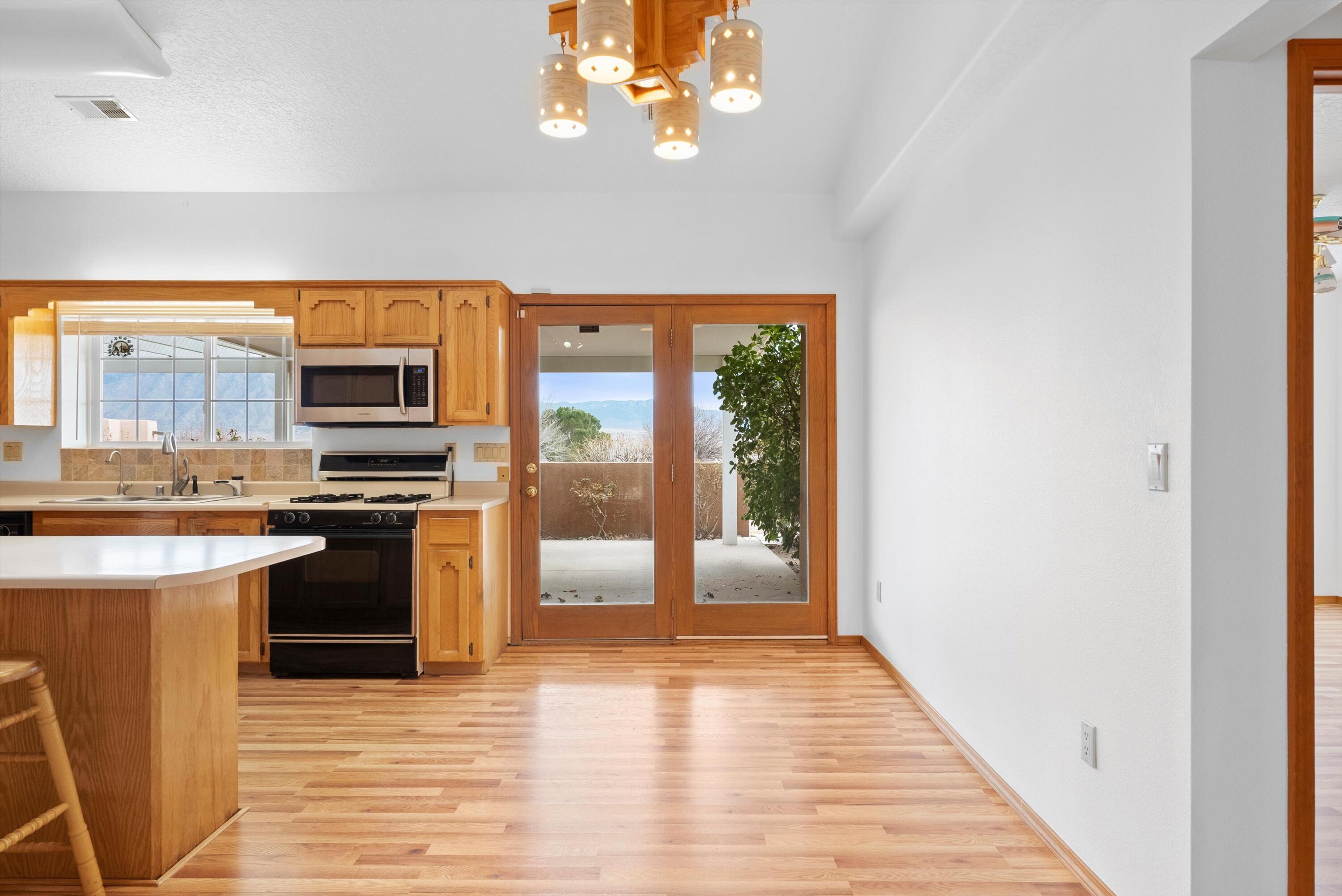 5910 RIO SALADO Loop NE