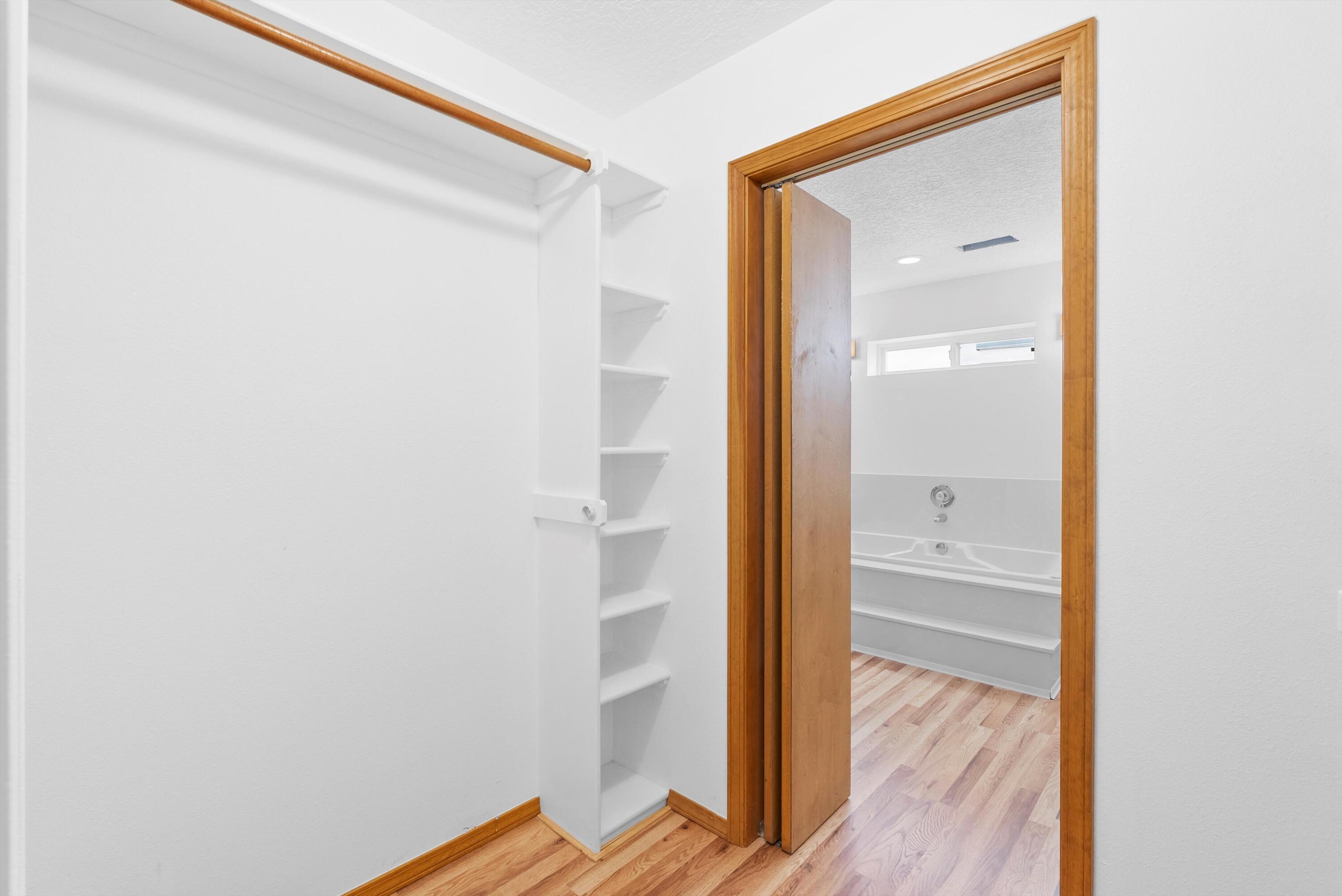 5910 RIO SALADO Loop NE