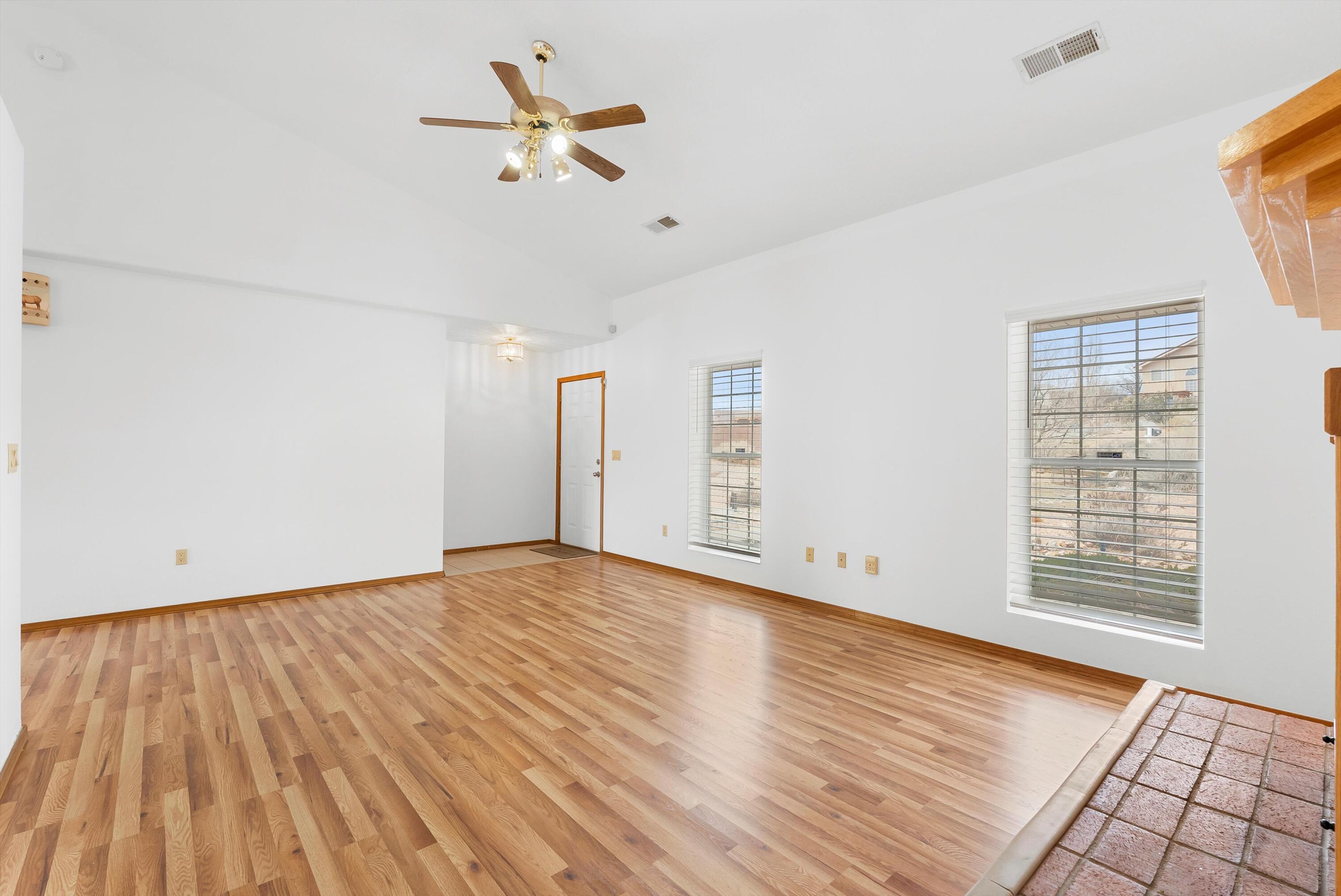 5910 RIO SALADO Loop NE