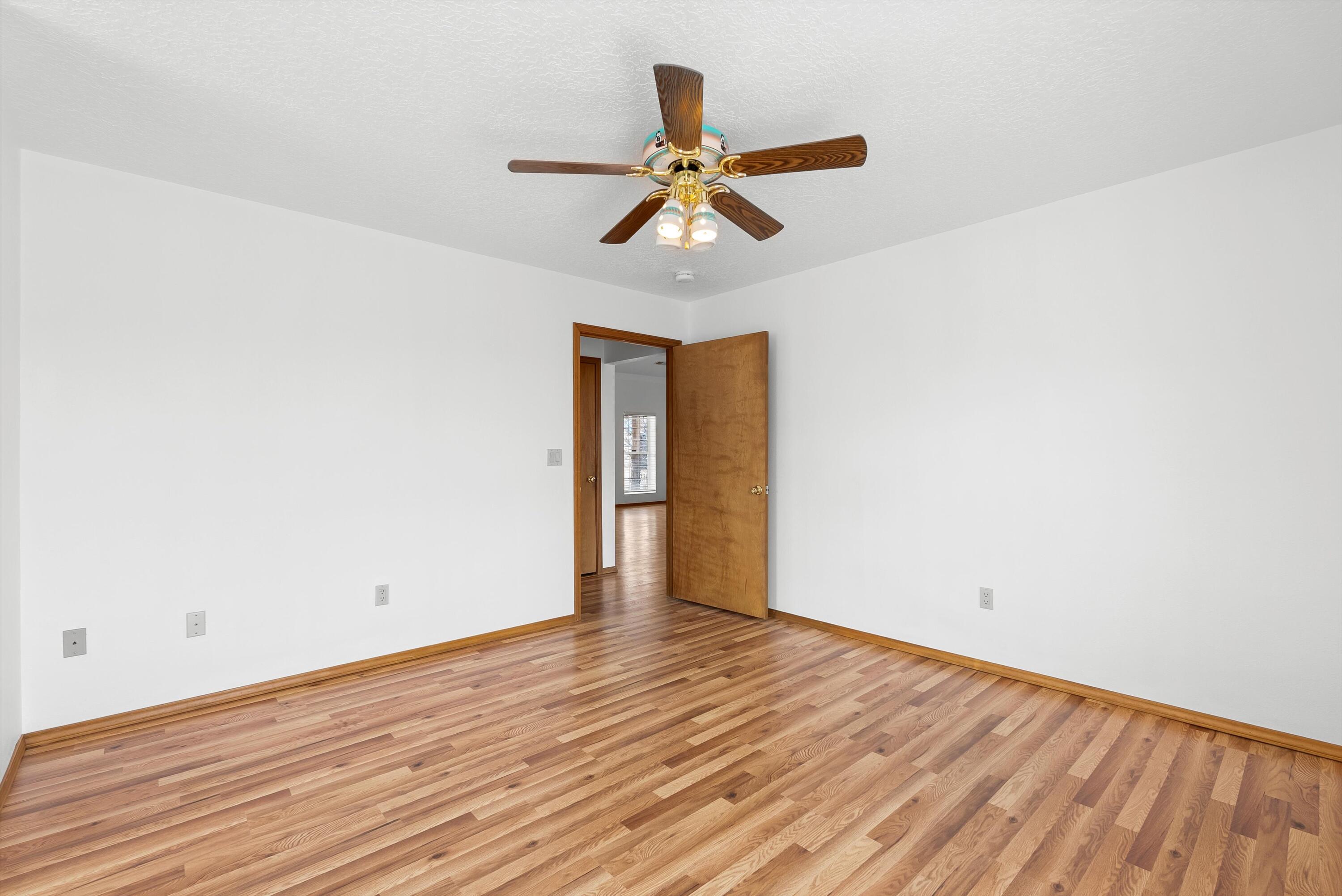 5910 RIO SALADO Loop NE