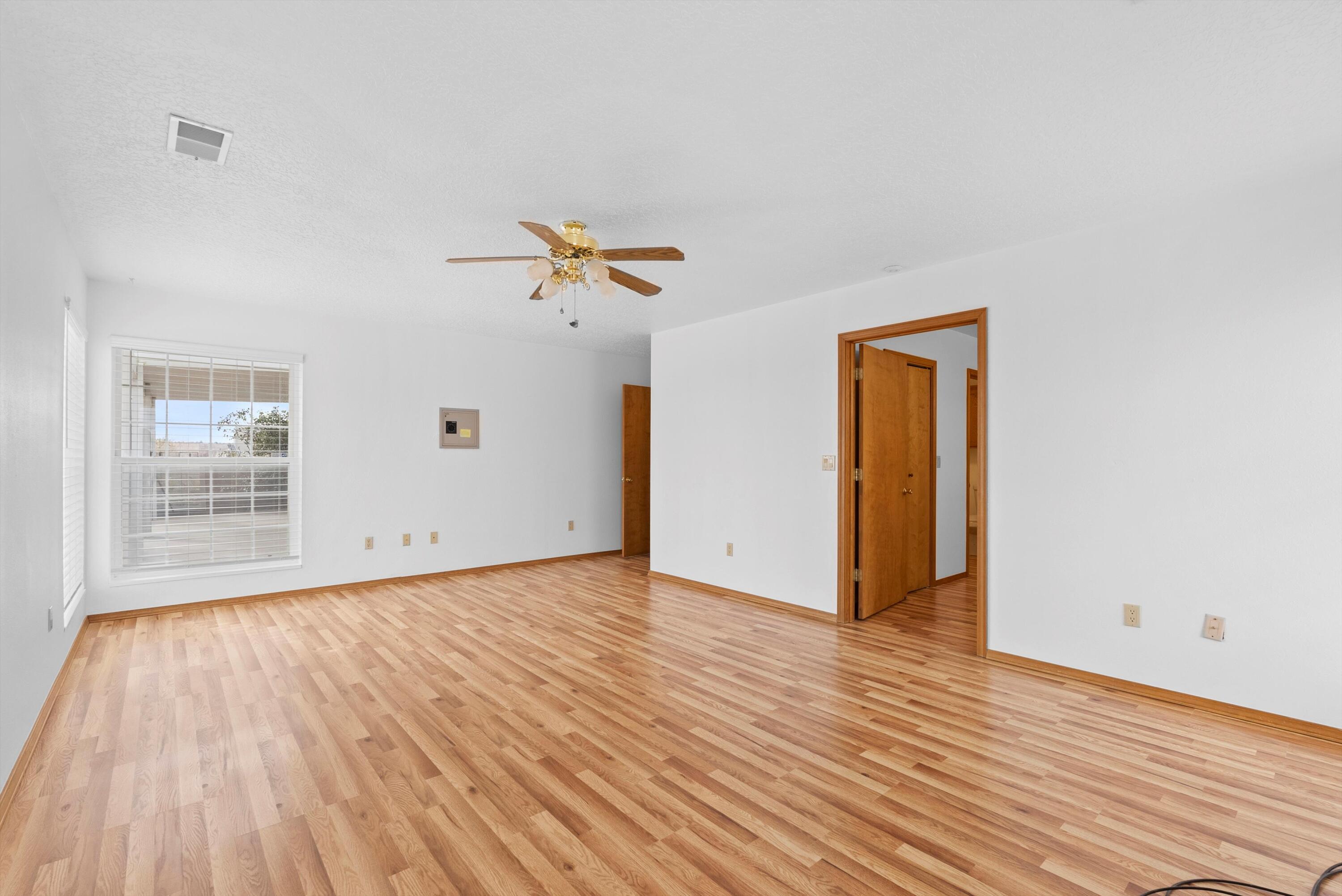 5910 RIO SALADO Loop NE