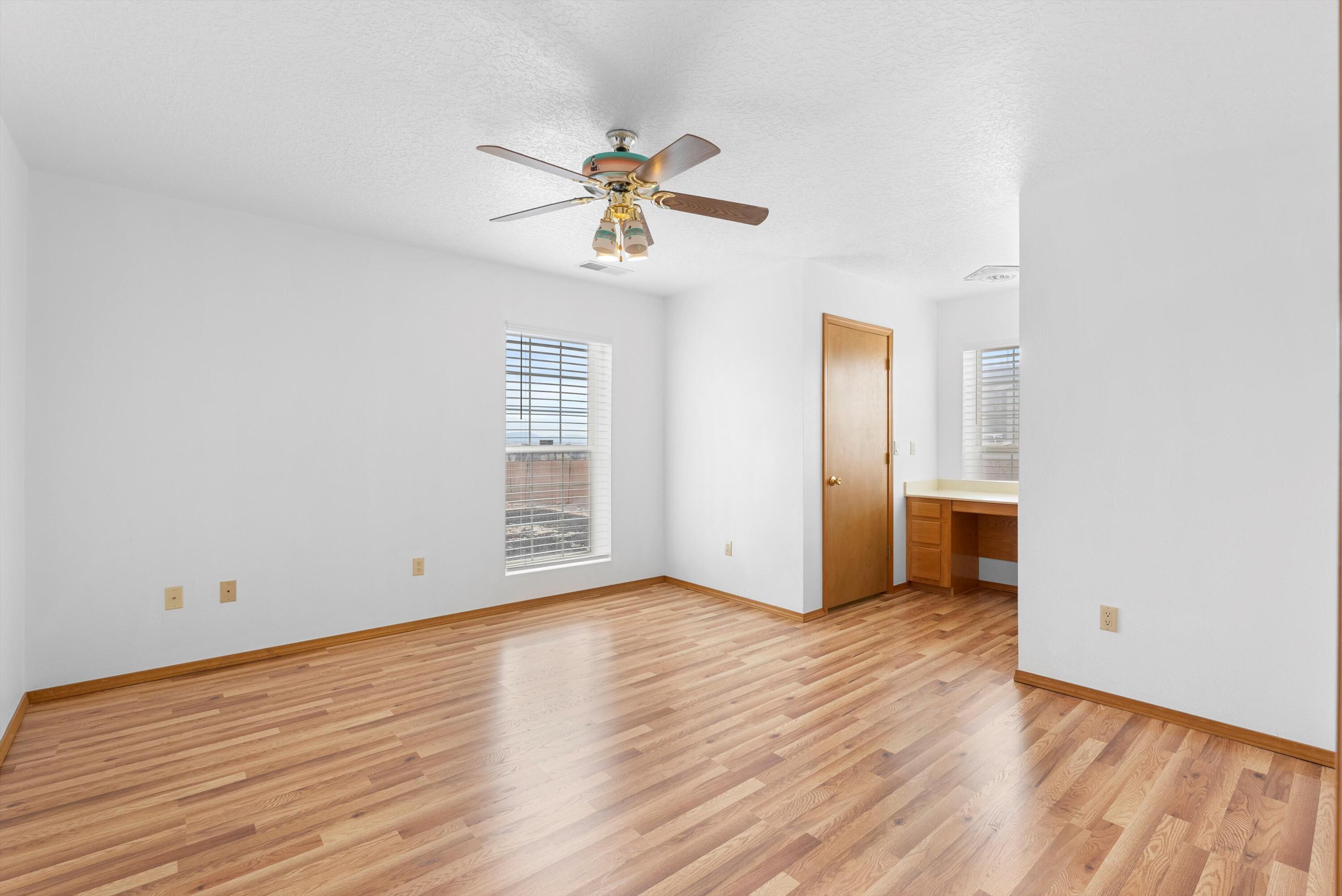 5910 RIO SALADO Loop NE