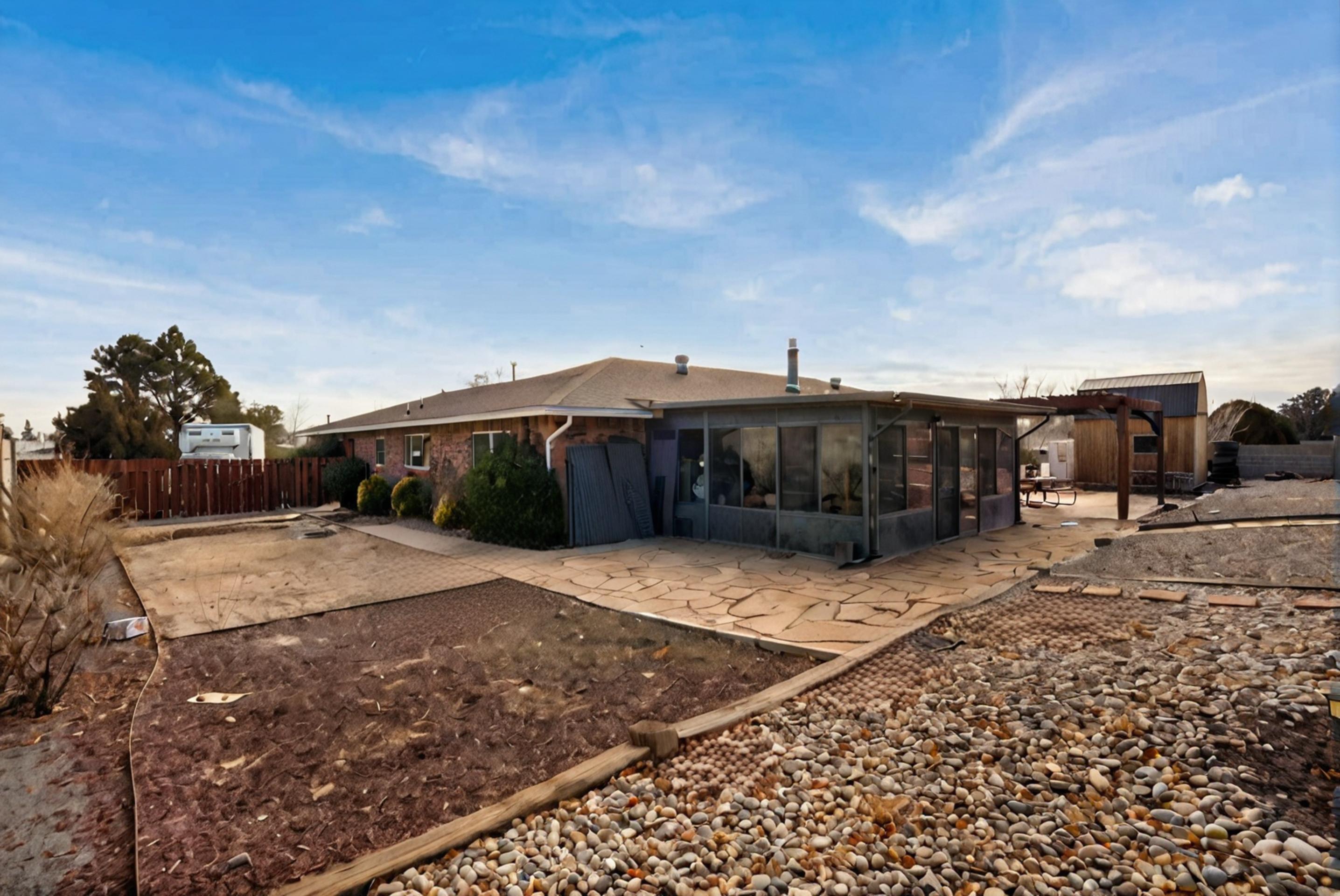 5101 RUSSELL Drive NW
