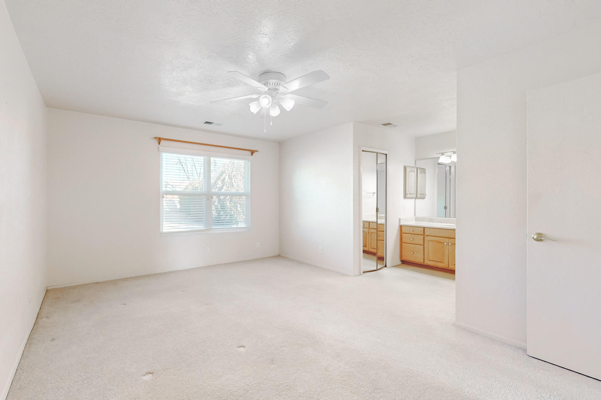 508 Campfire Road SE