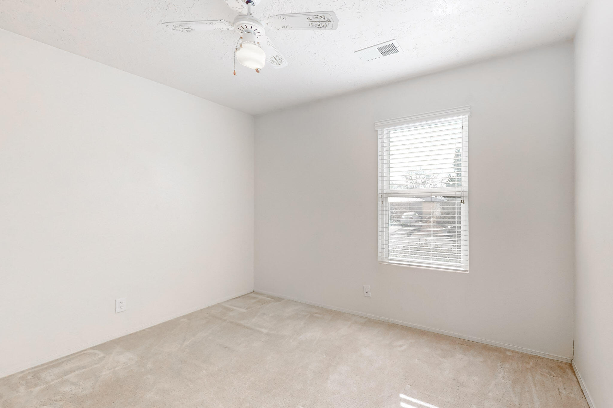 508 Campfire Road SE