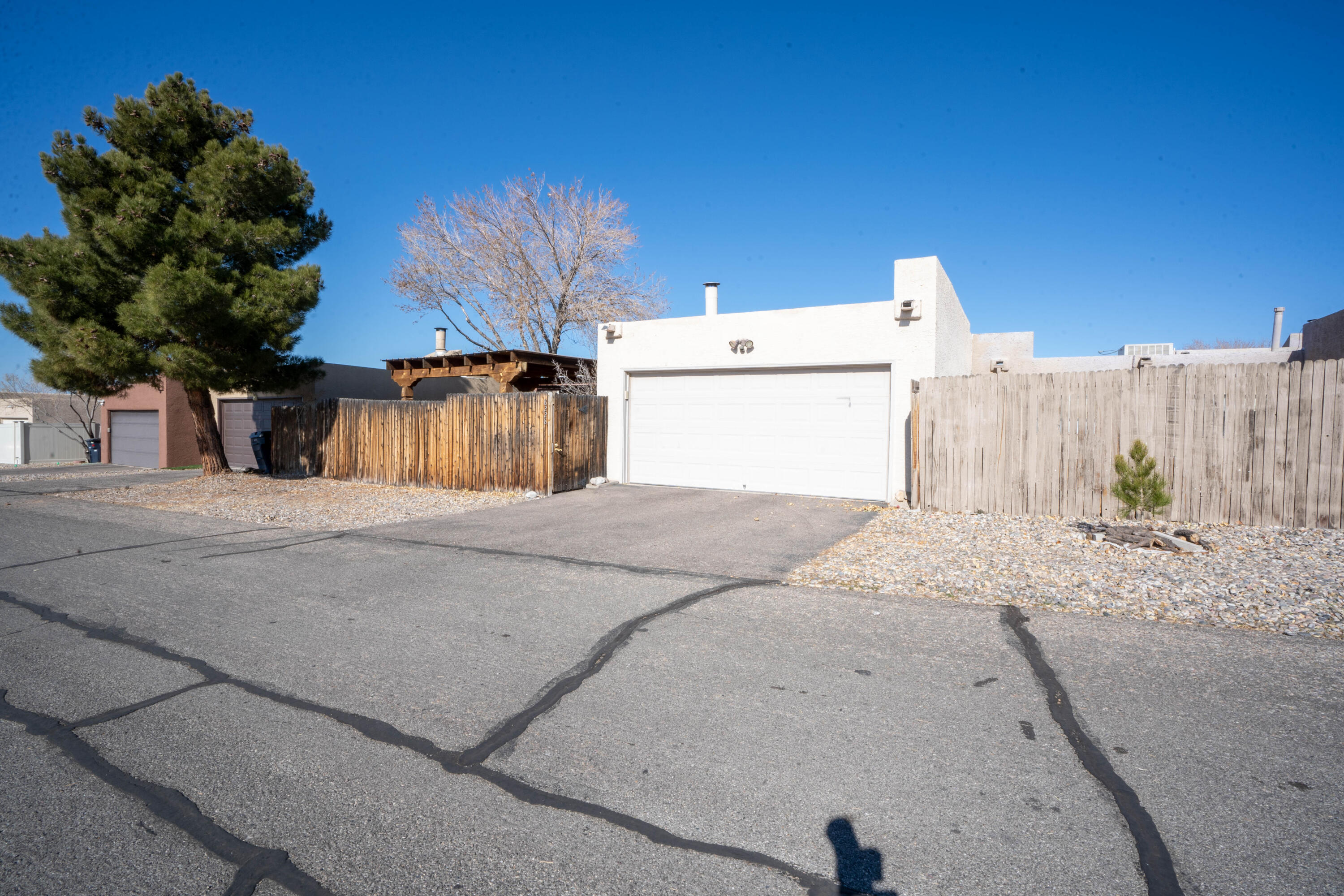8228 PARROT RUN Road NE
