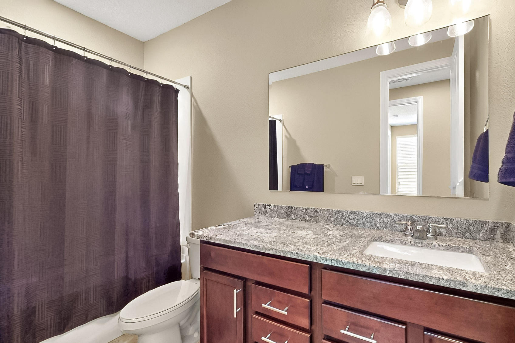 2923 KINGS CANYON Loop NE