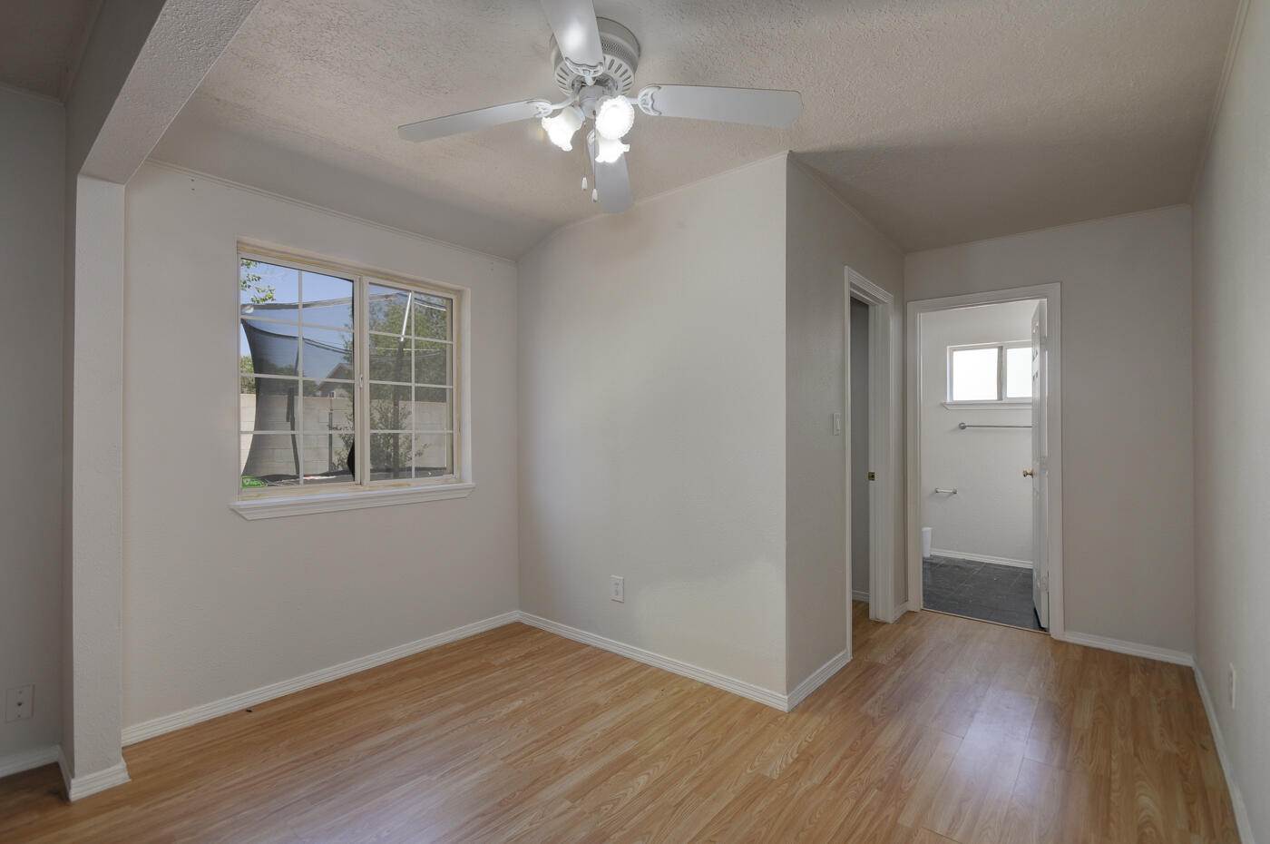 78 PECOS Loop SE