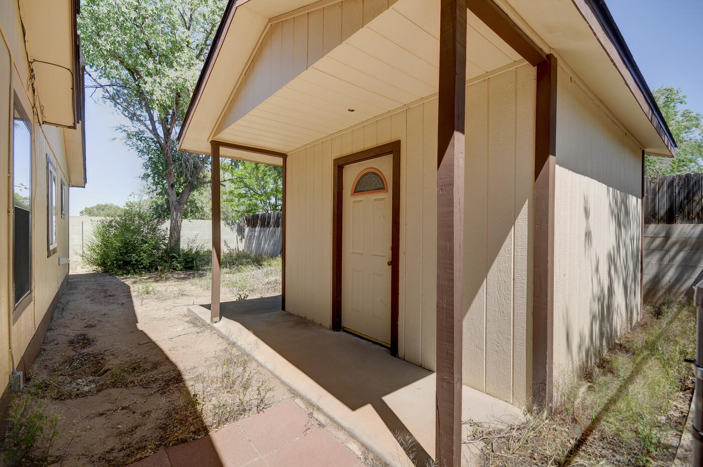 78 PECOS Loop SE