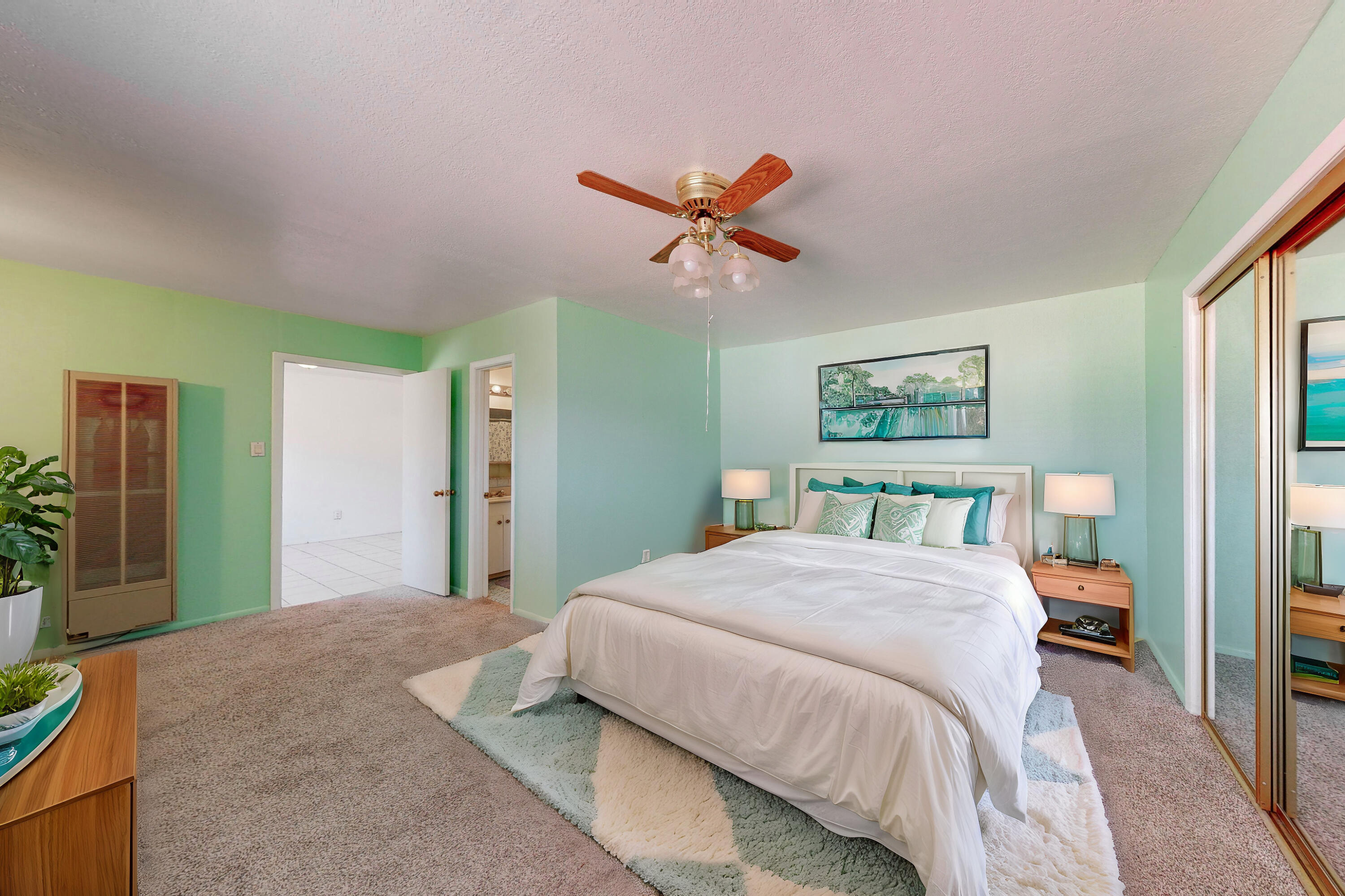 9005 FAIRBANKS Road NE
