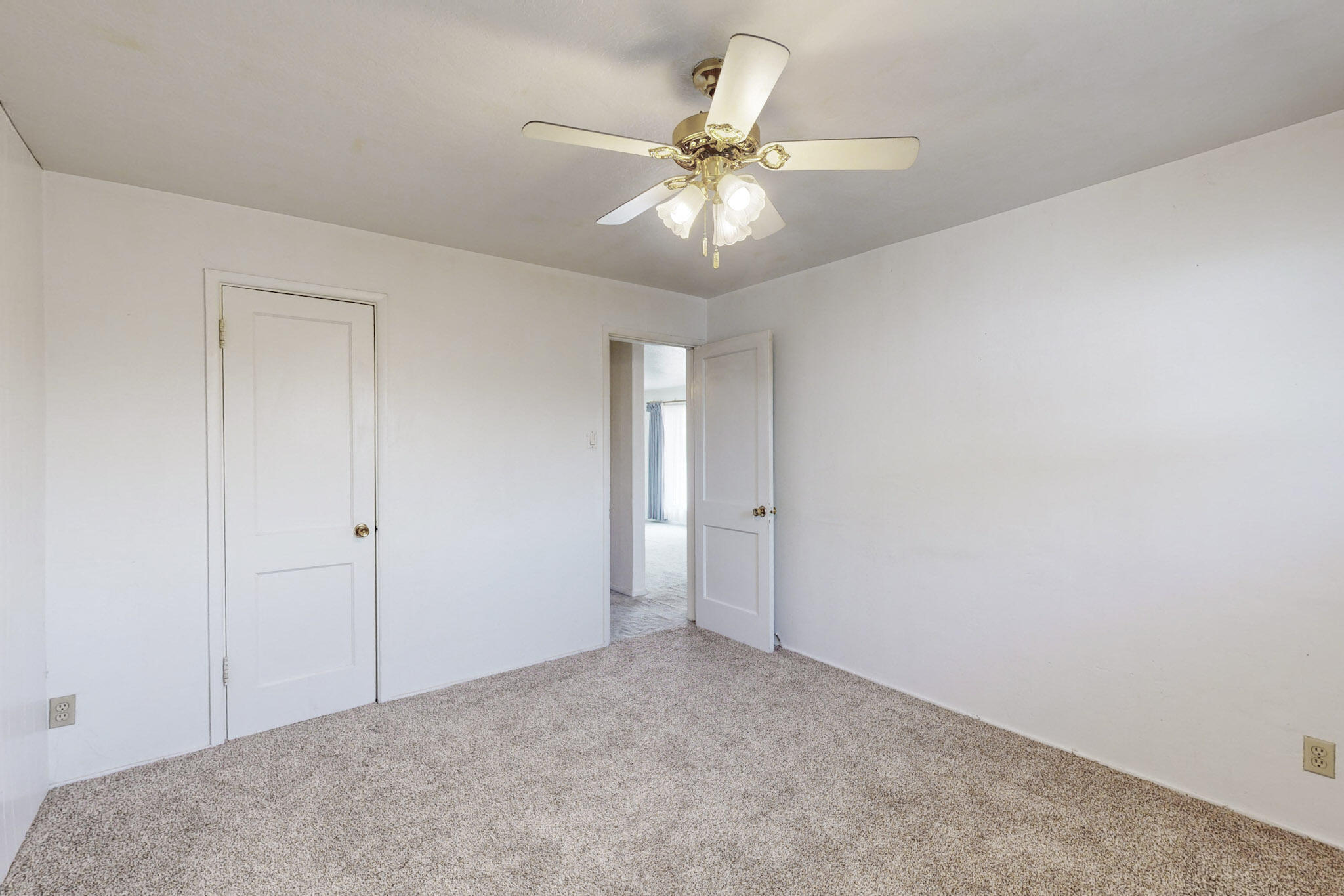 9005 FAIRBANKS Road NE