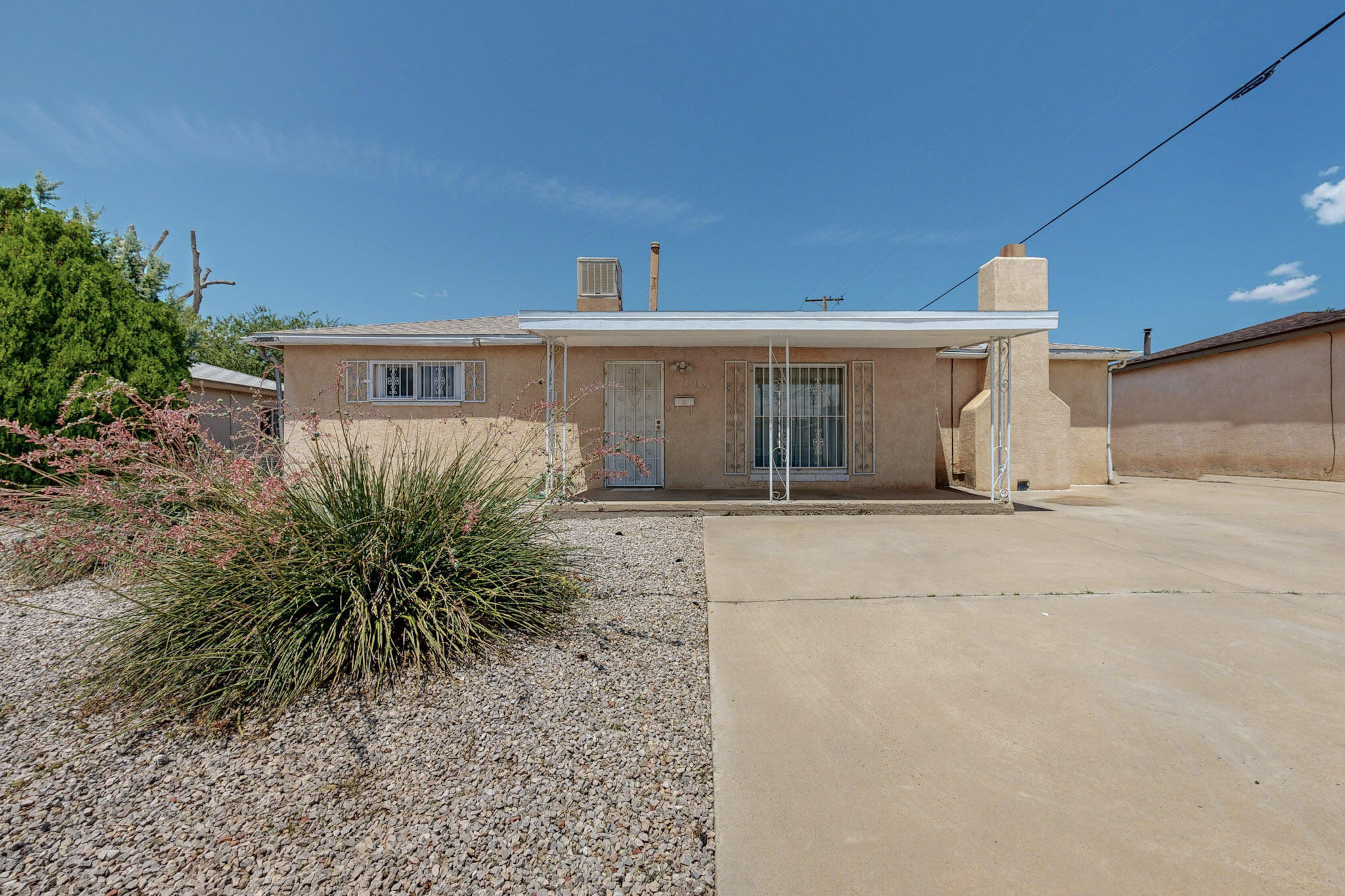 9005 FAIRBANKS Road NE