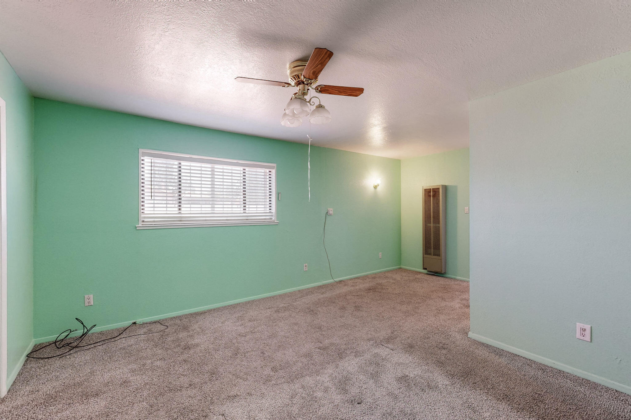 9005 FAIRBANKS Road NE