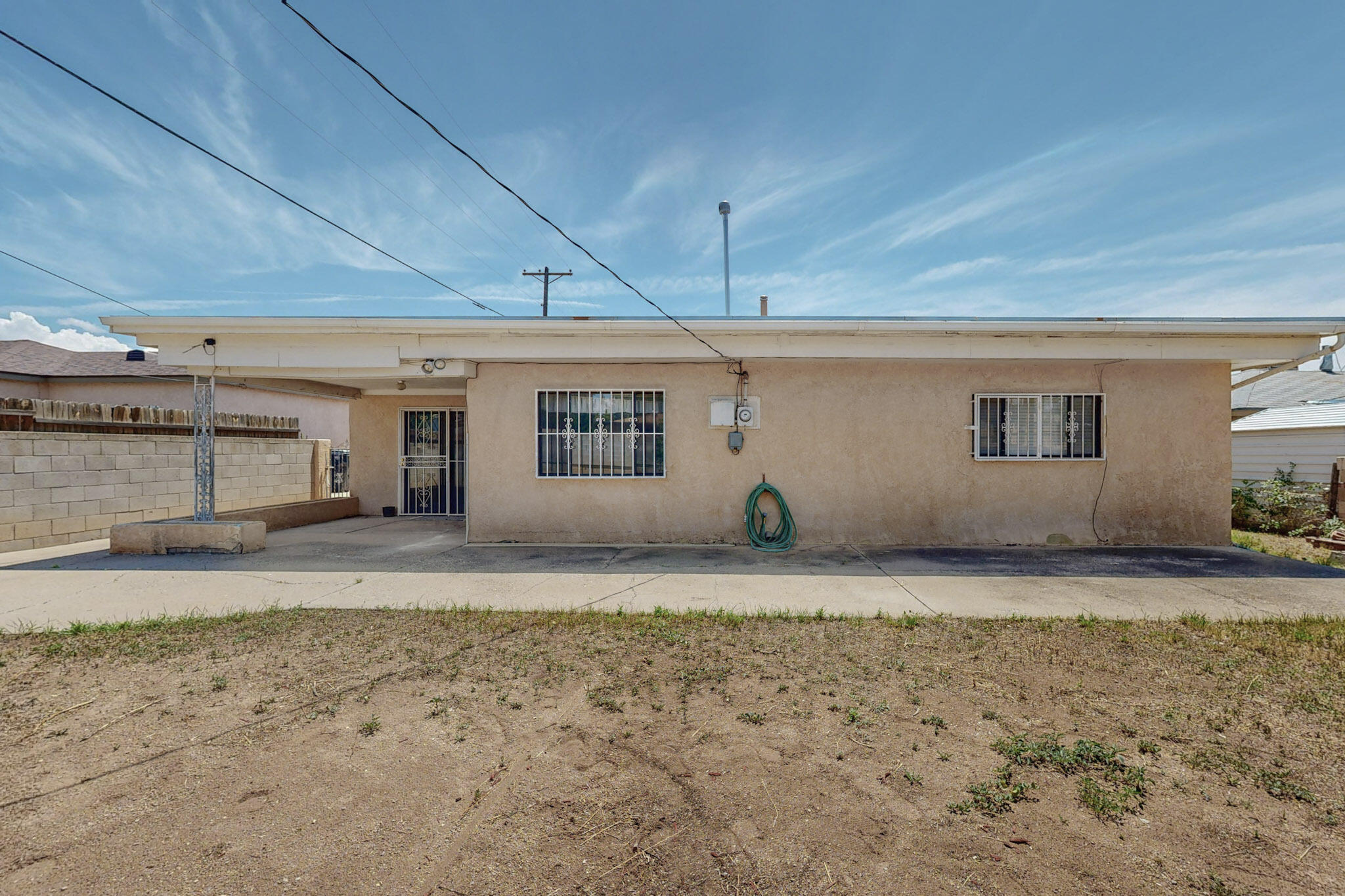 9005 FAIRBANKS Road NE