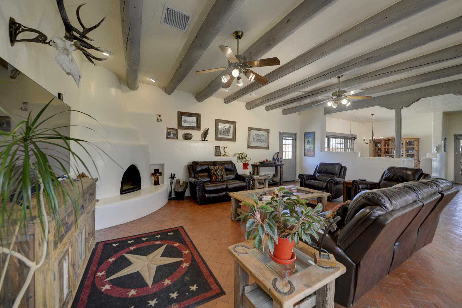 2492 GREEN Drive