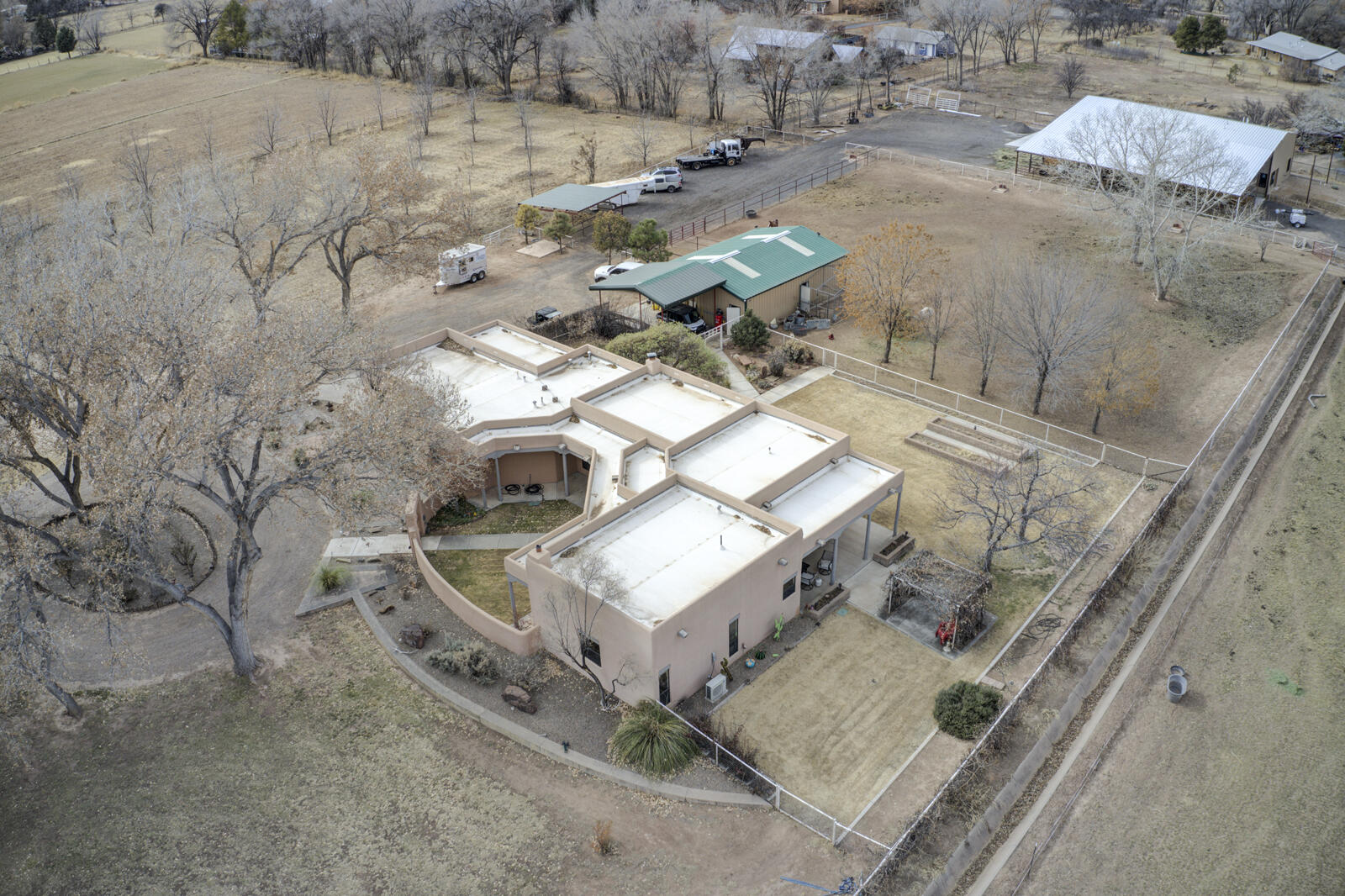 2492 GREEN Drive