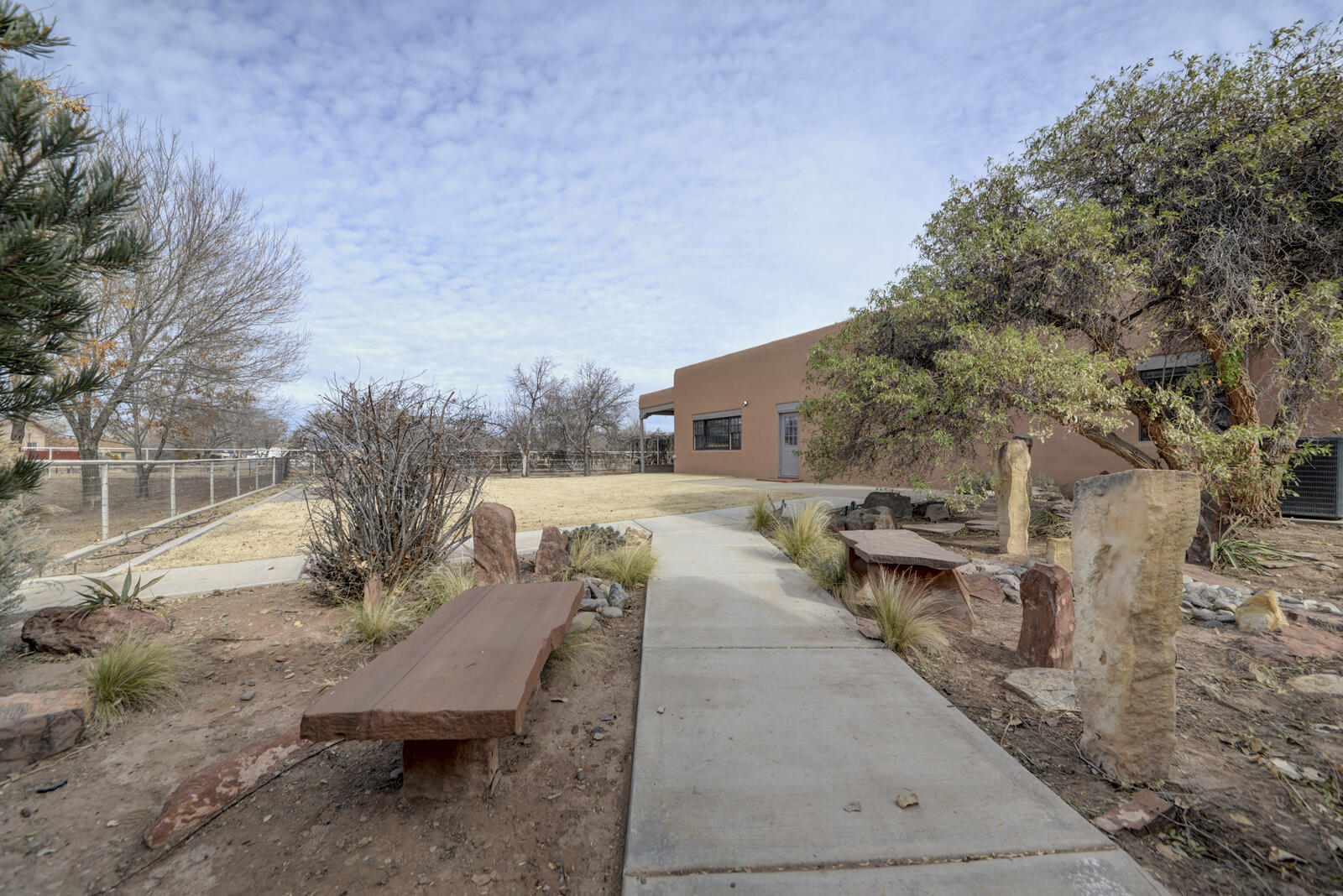 2492 GREEN Drive