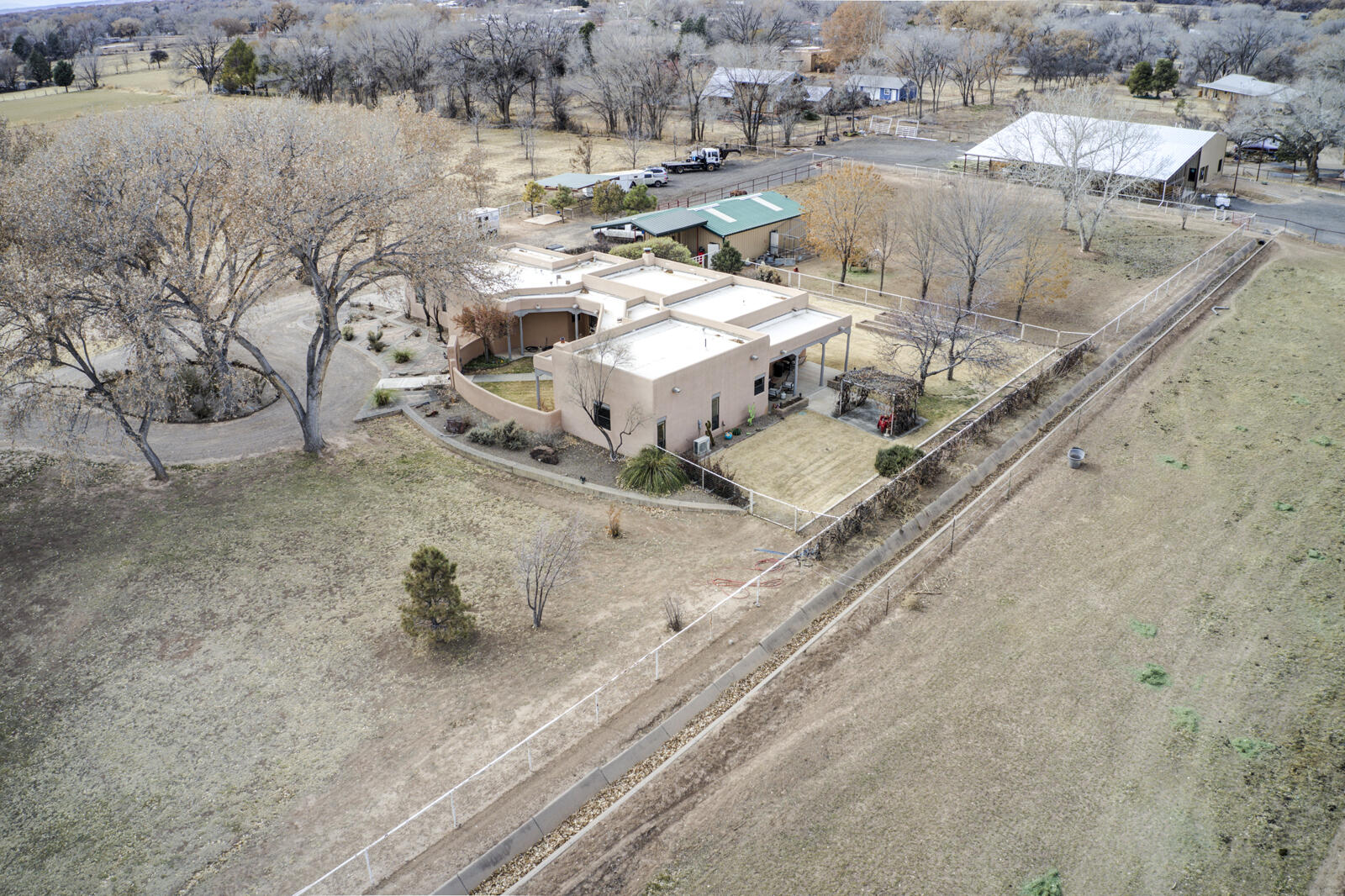 2492 GREEN Drive