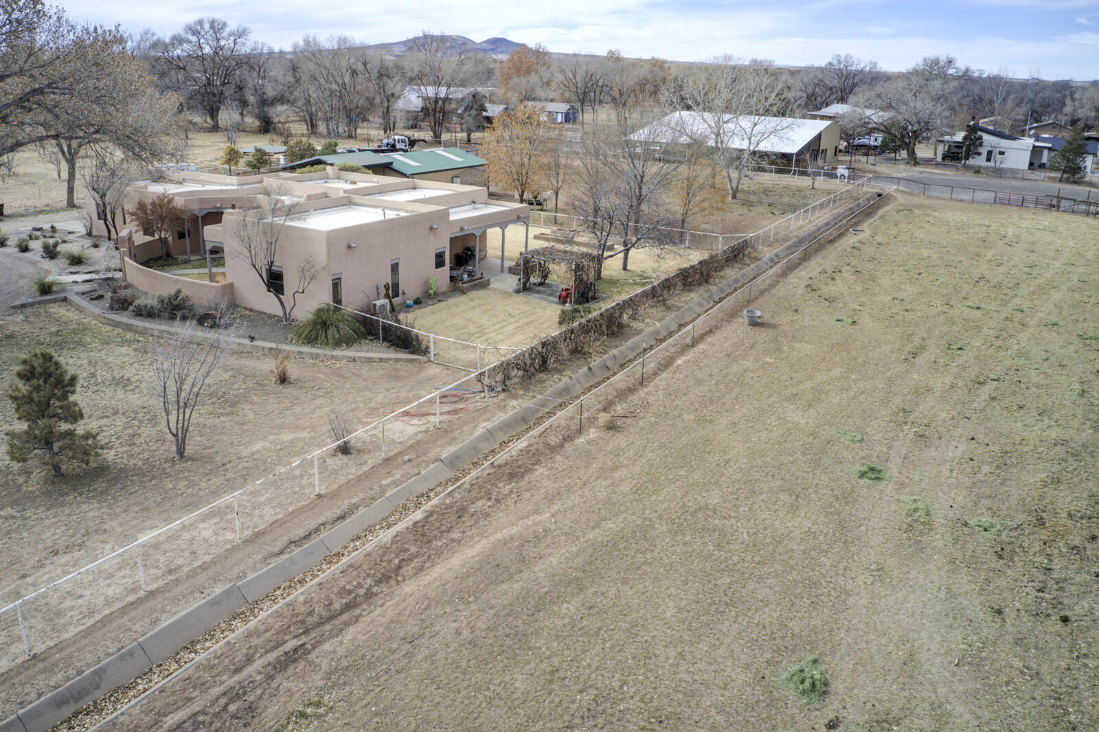2492 GREEN Drive