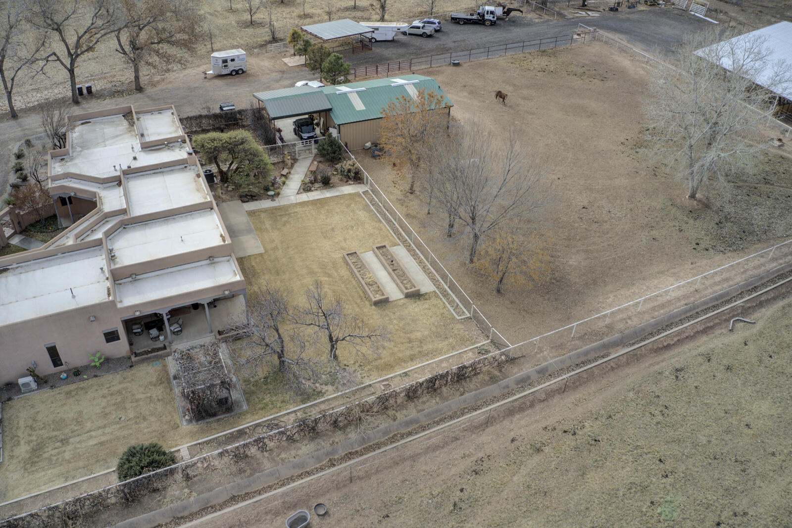 2492 GREEN Drive
