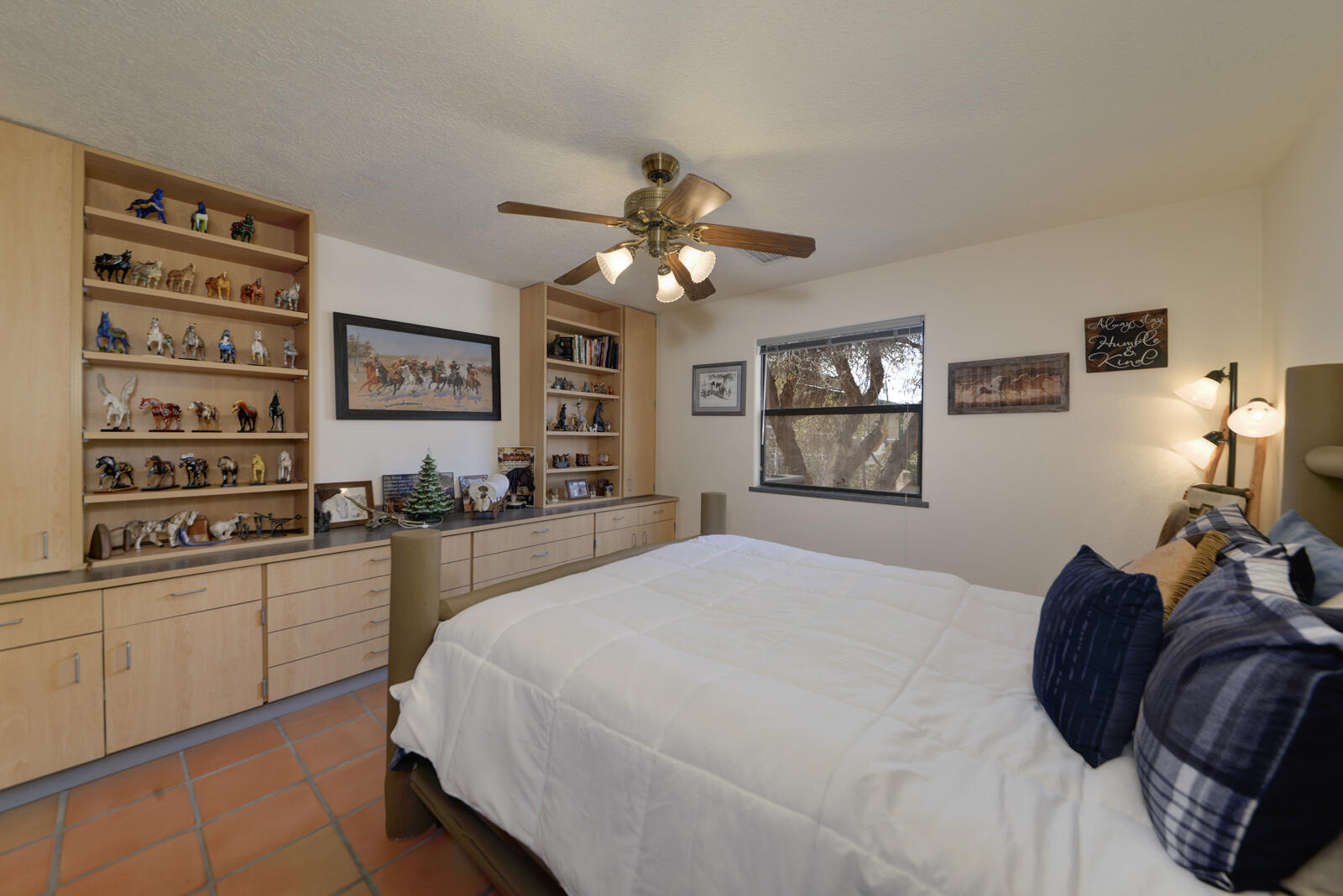 2492 GREEN Drive