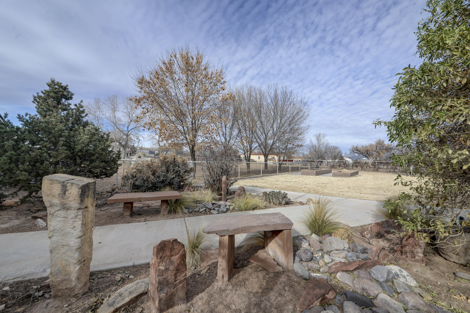 2492 GREEN Drive