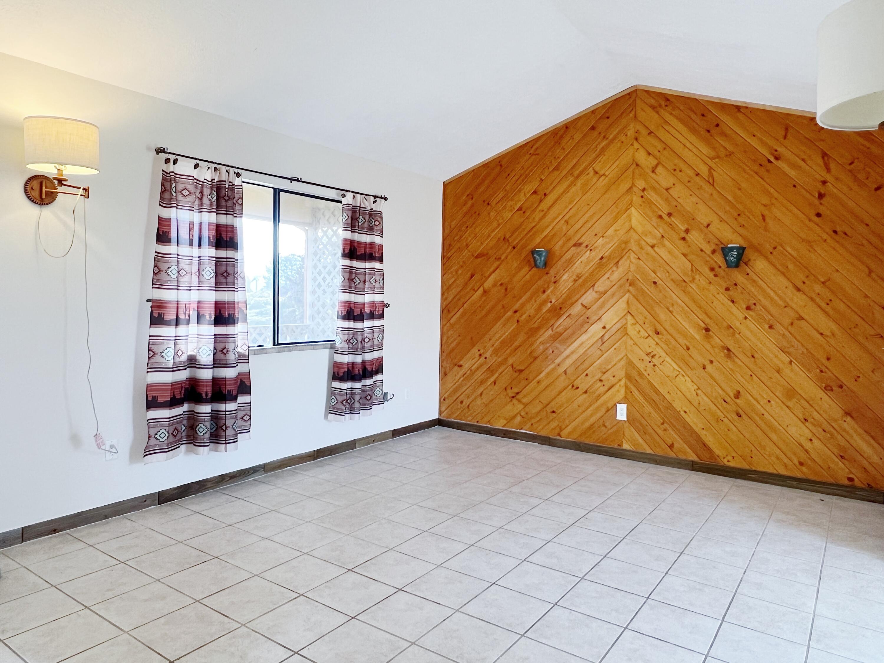 392 ALDA Road SE