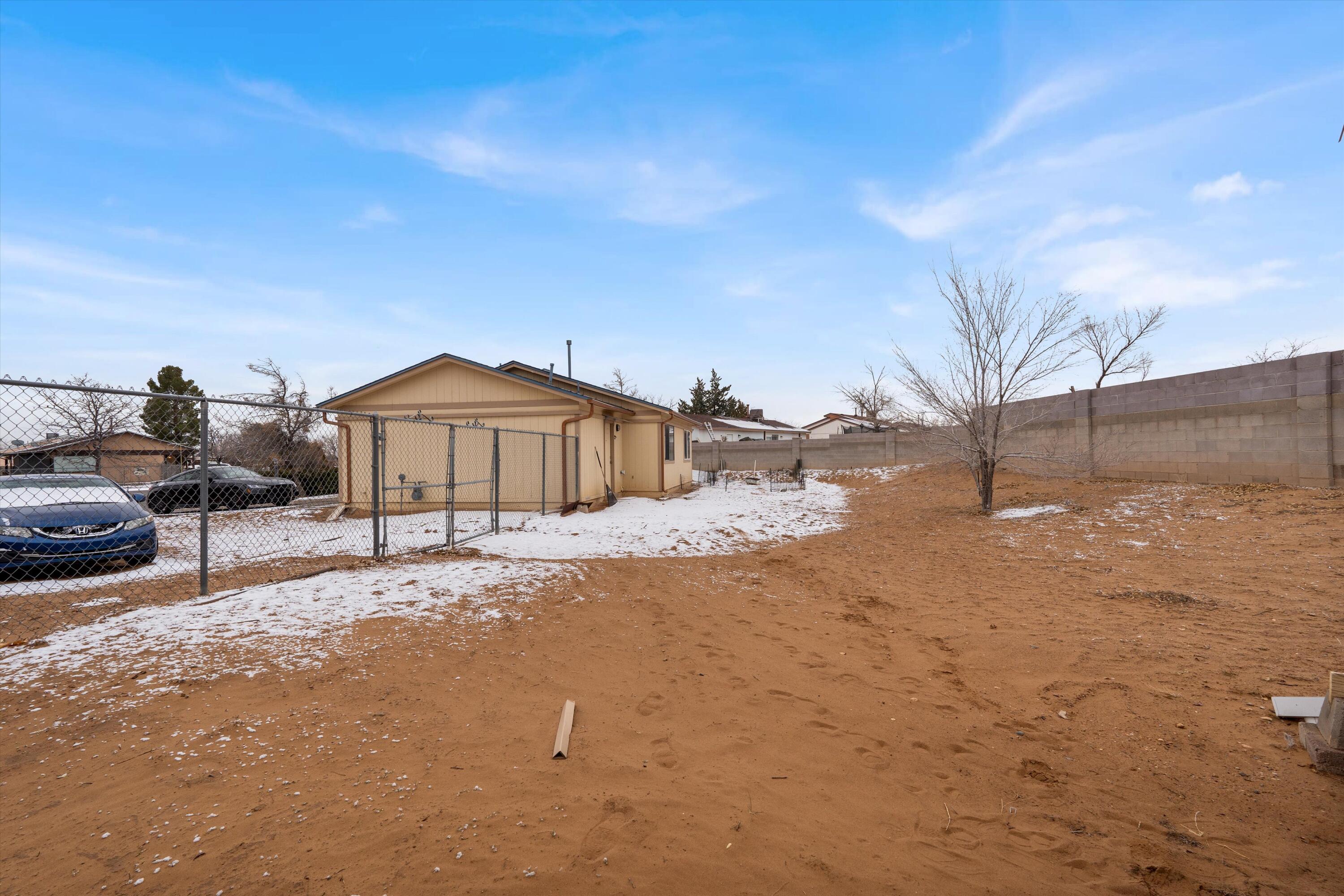392 ALDA Road SE