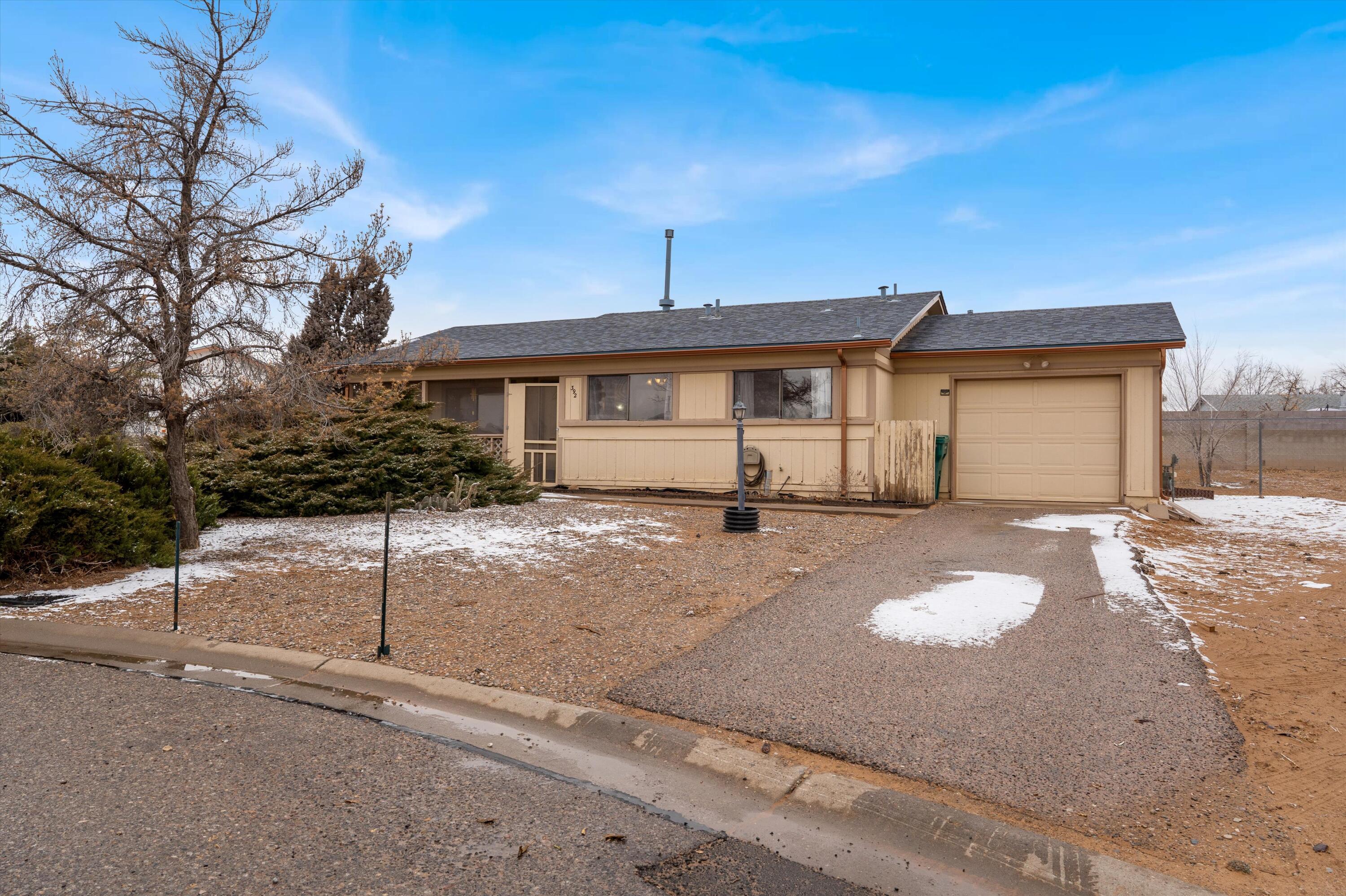 392 ALDA Road SE