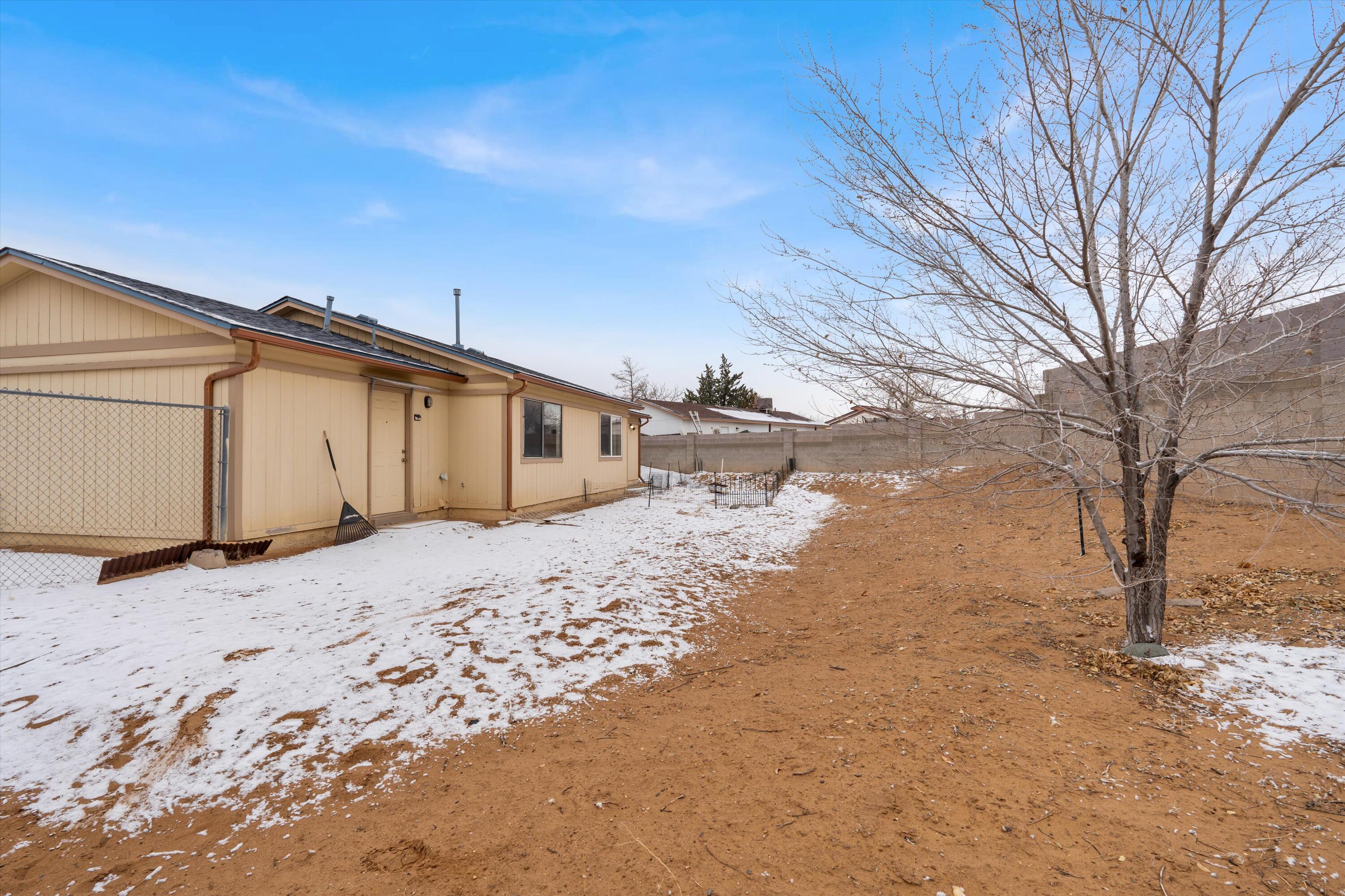 392 ALDA Road SE