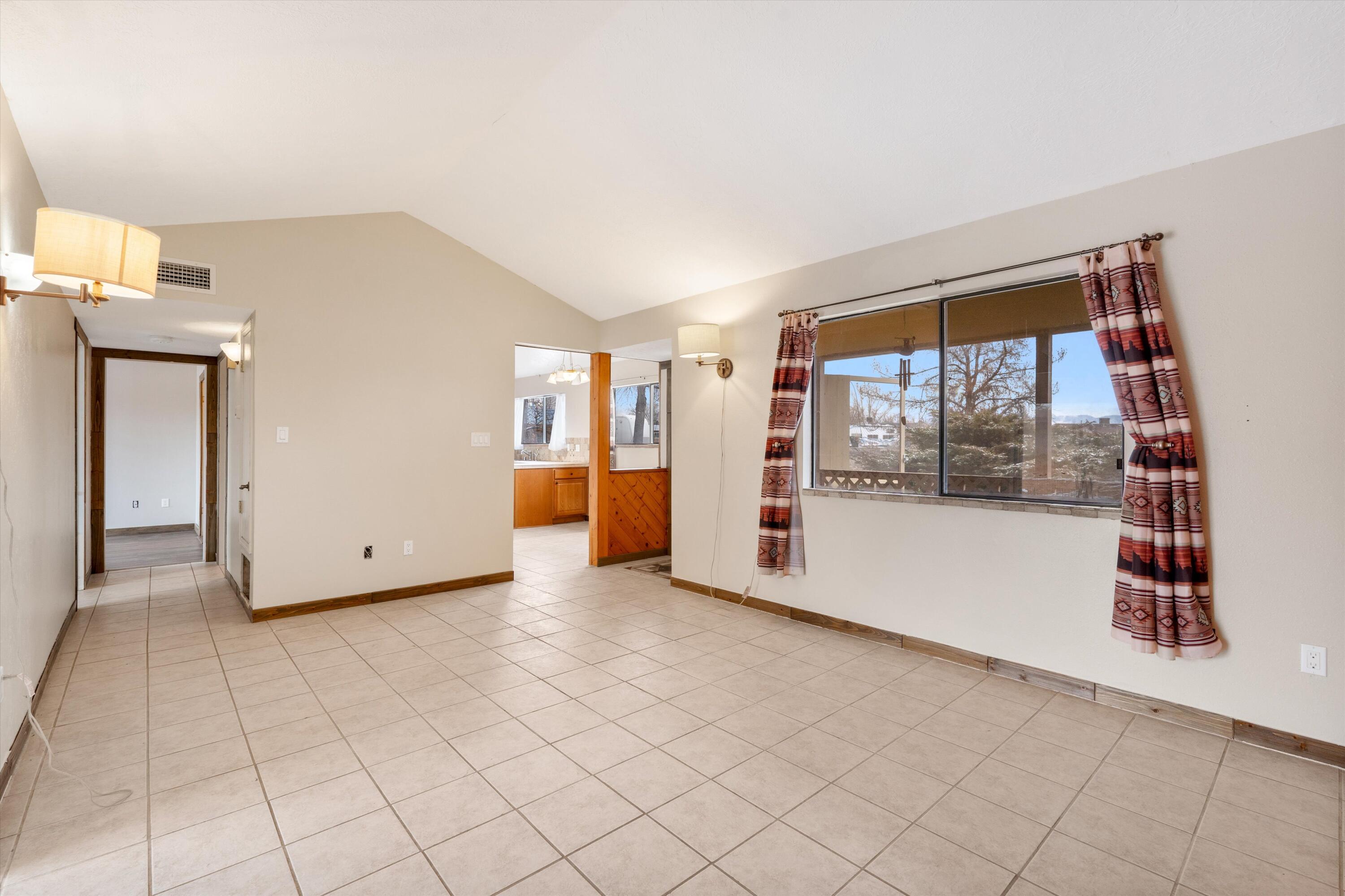 392 ALDA Road SE